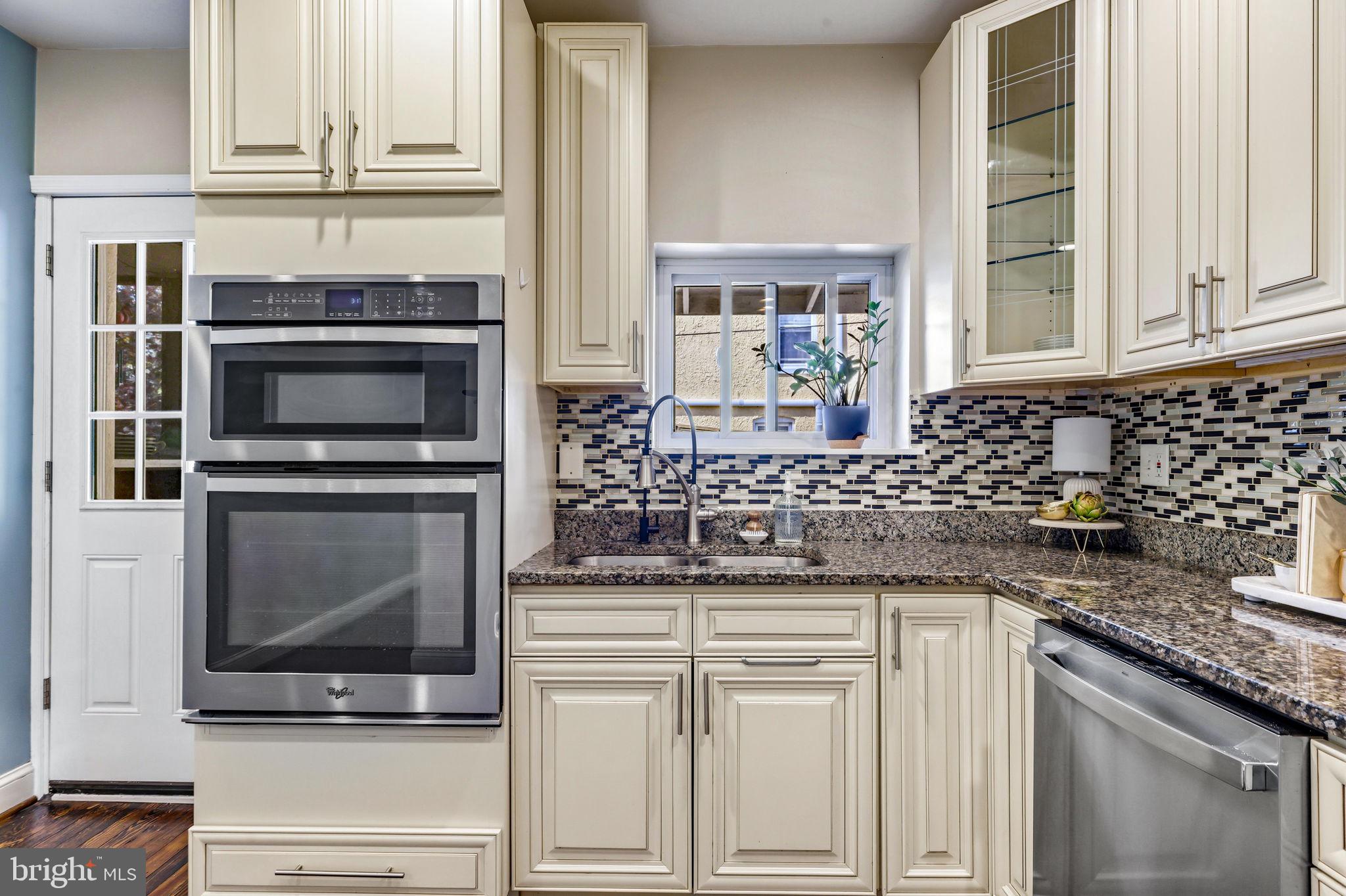 WYMAN PARK HAMPDEN - Residential