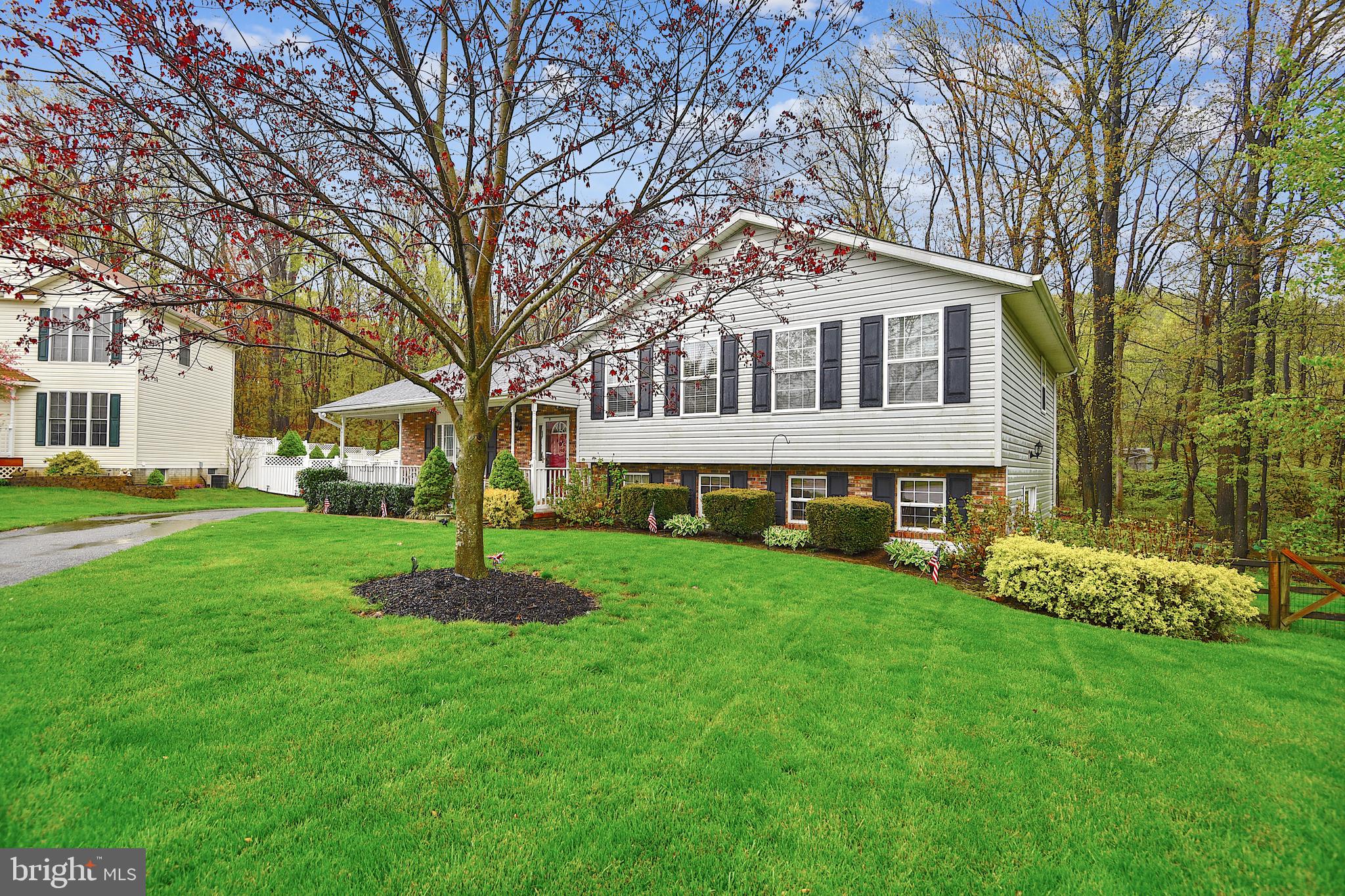 CROSSROADS OVERLOOK - Residential