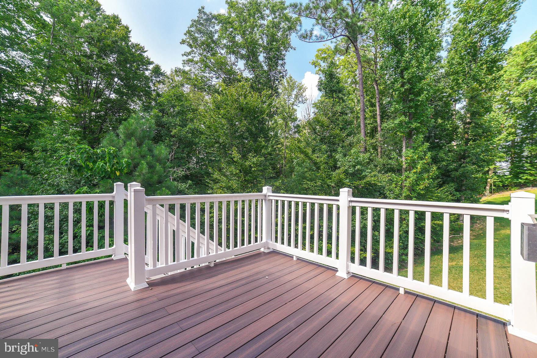 BEN OAKS - Residential