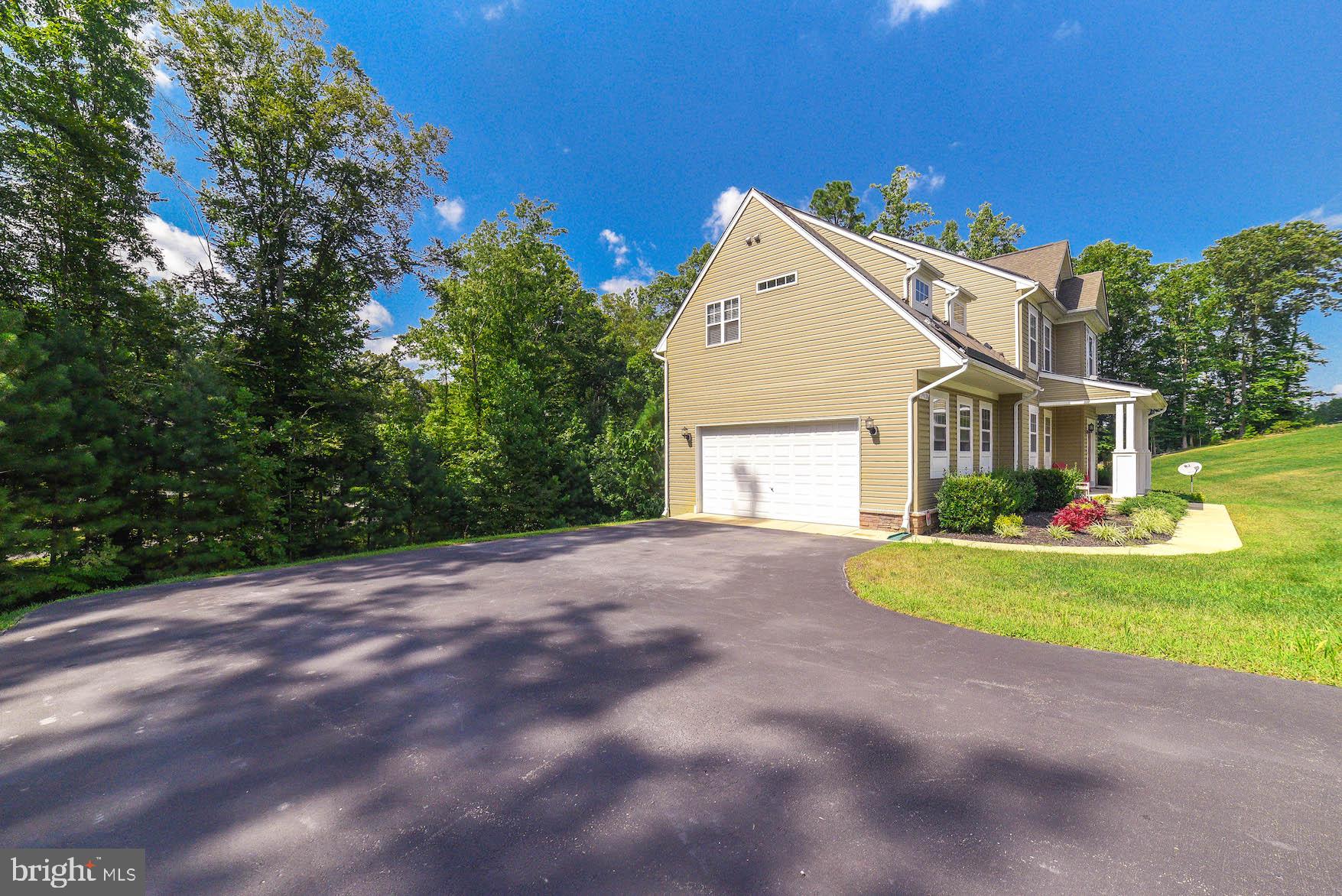 BEN OAKS - Residential