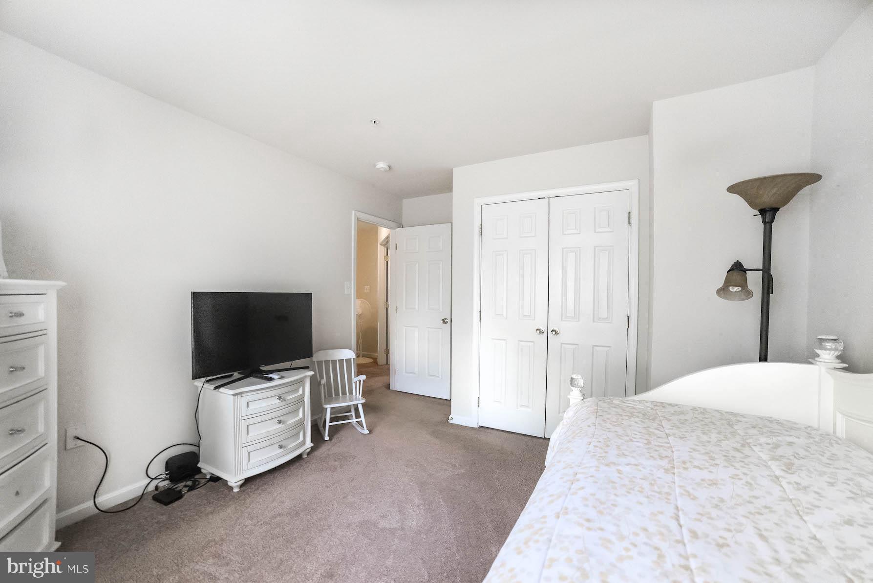 BEN OAKS - Residential