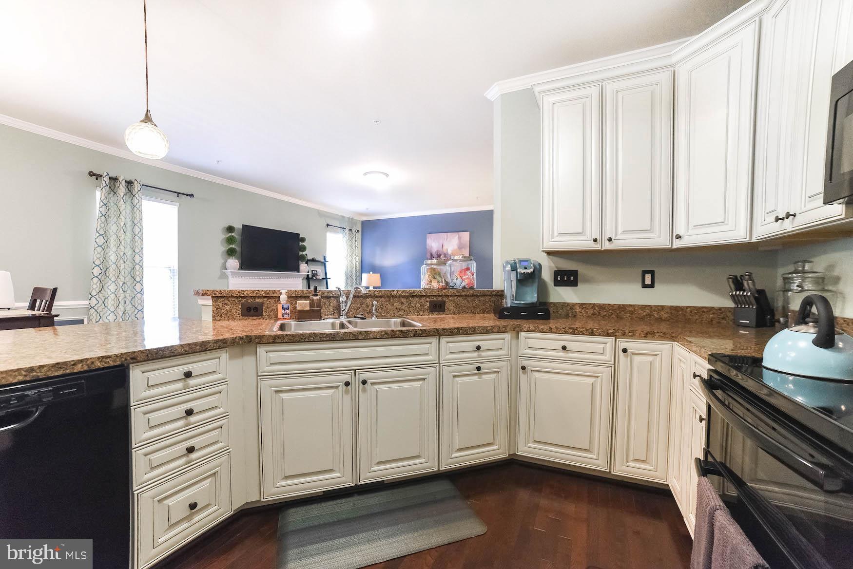 BEN OAKS - Residential