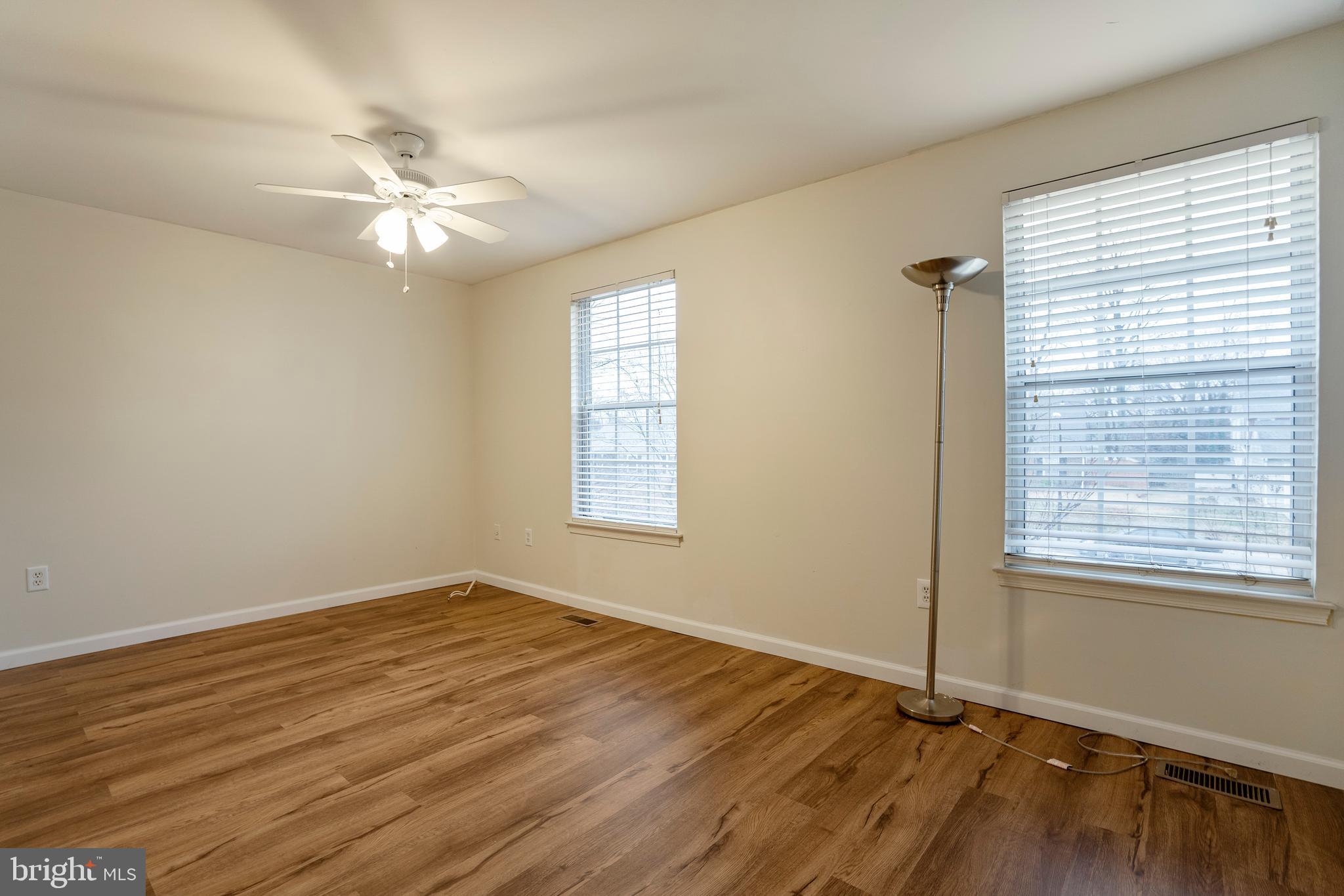 LAKE VILLAGE MANOR - Residential Lease