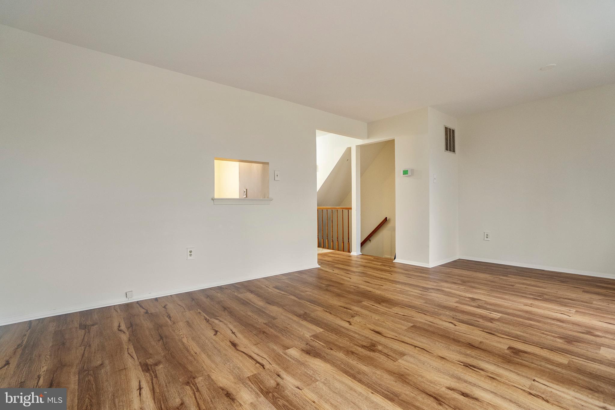 LAKE VILLAGE MANOR - Residential Lease