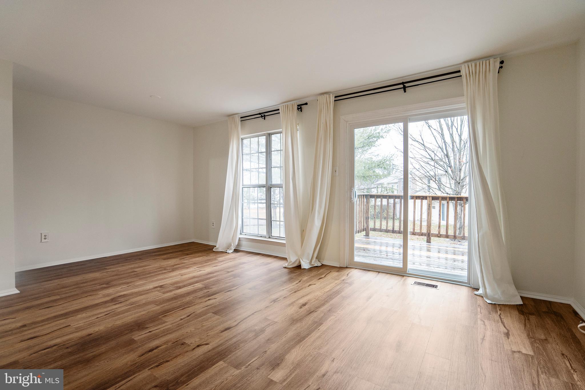 LAKE VILLAGE MANOR - Residential Lease