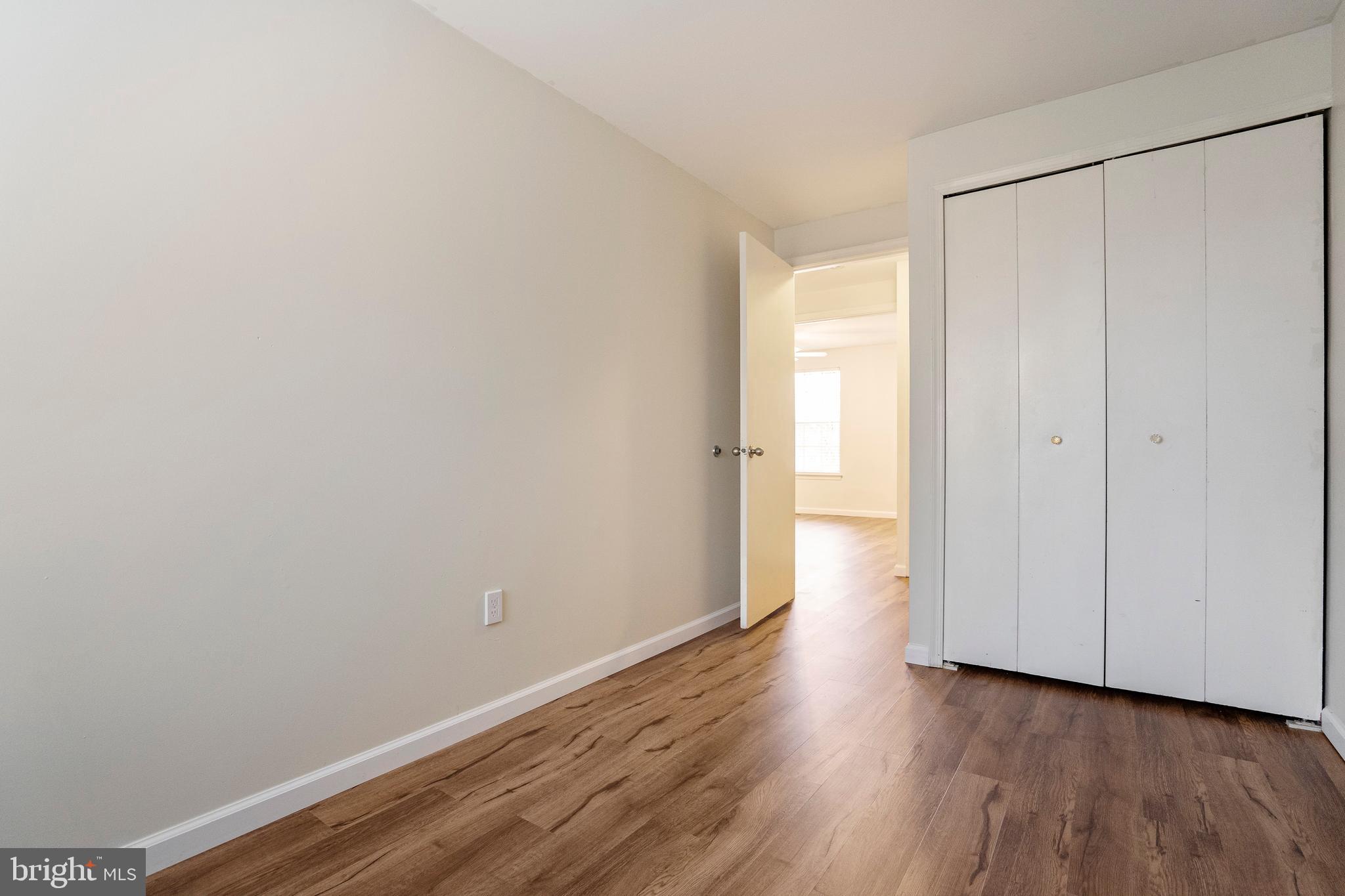 LAKE VILLAGE MANOR - Residential Lease