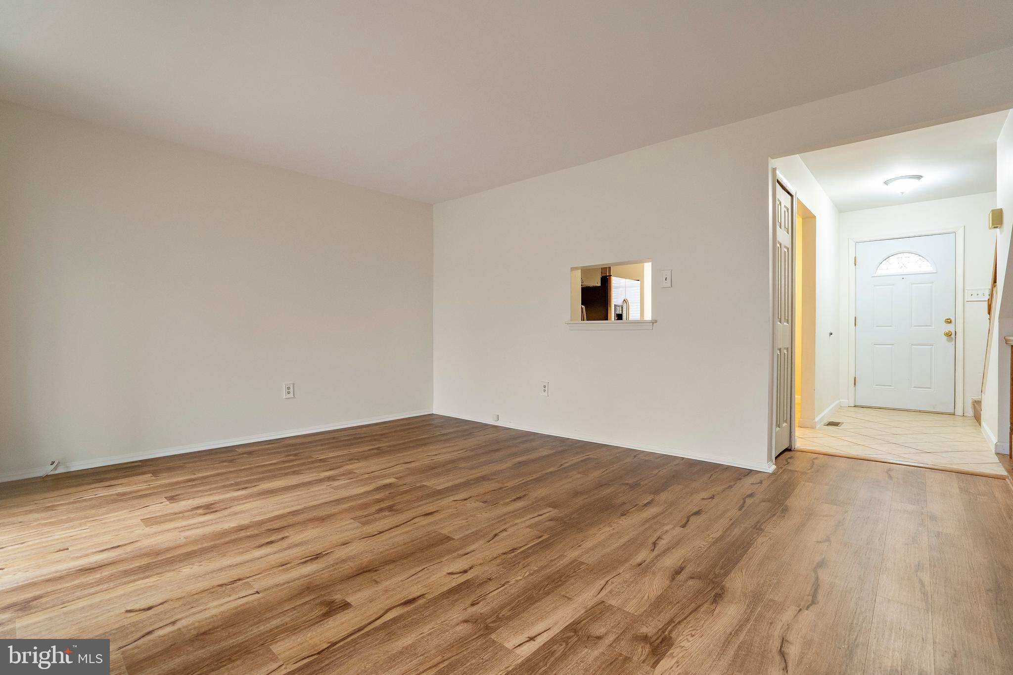 LAKE VILLAGE MANOR - Residential Lease