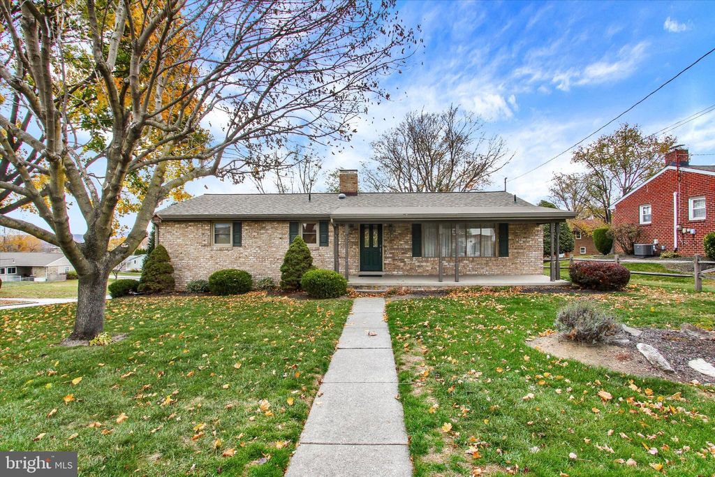 Photo of 117 Hirtland Avenue, HANOVER, PA 17331 (MLS # PAYK2093860)