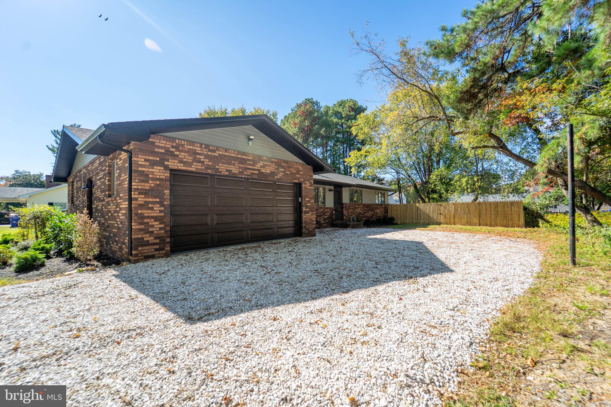 ROMANCOKE ON THE BAY - Residential