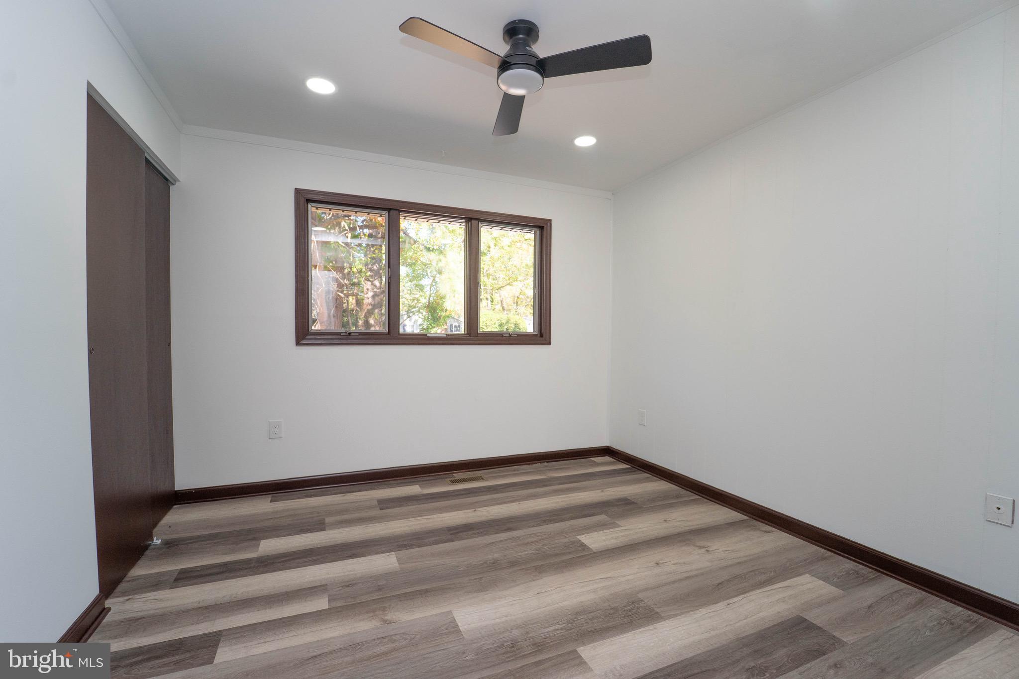 ROMANCOKE ON THE BAY - Residential