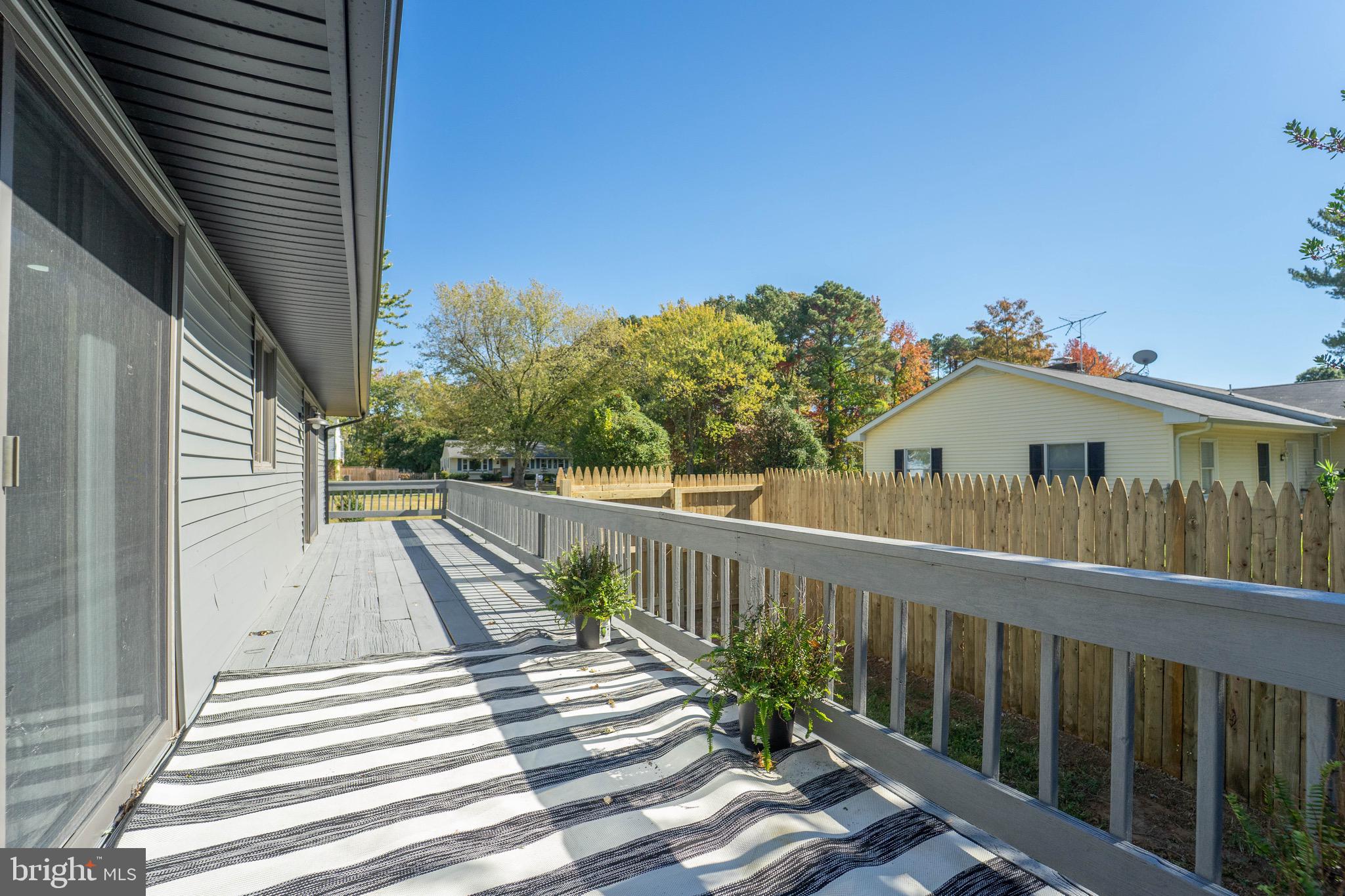 ROMANCOKE ON THE BAY - Residential