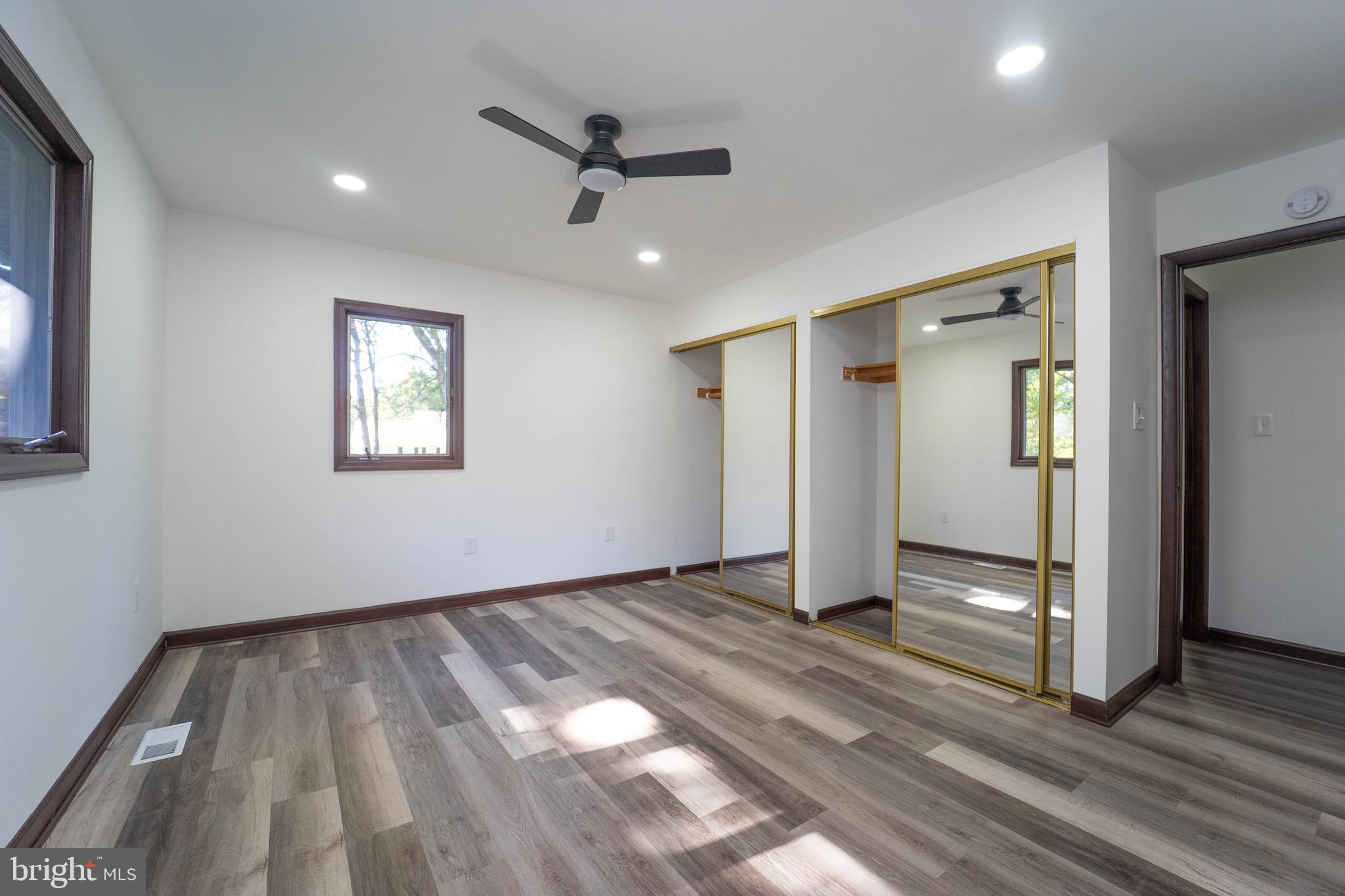 ROMANCOKE ON THE BAY - Residential