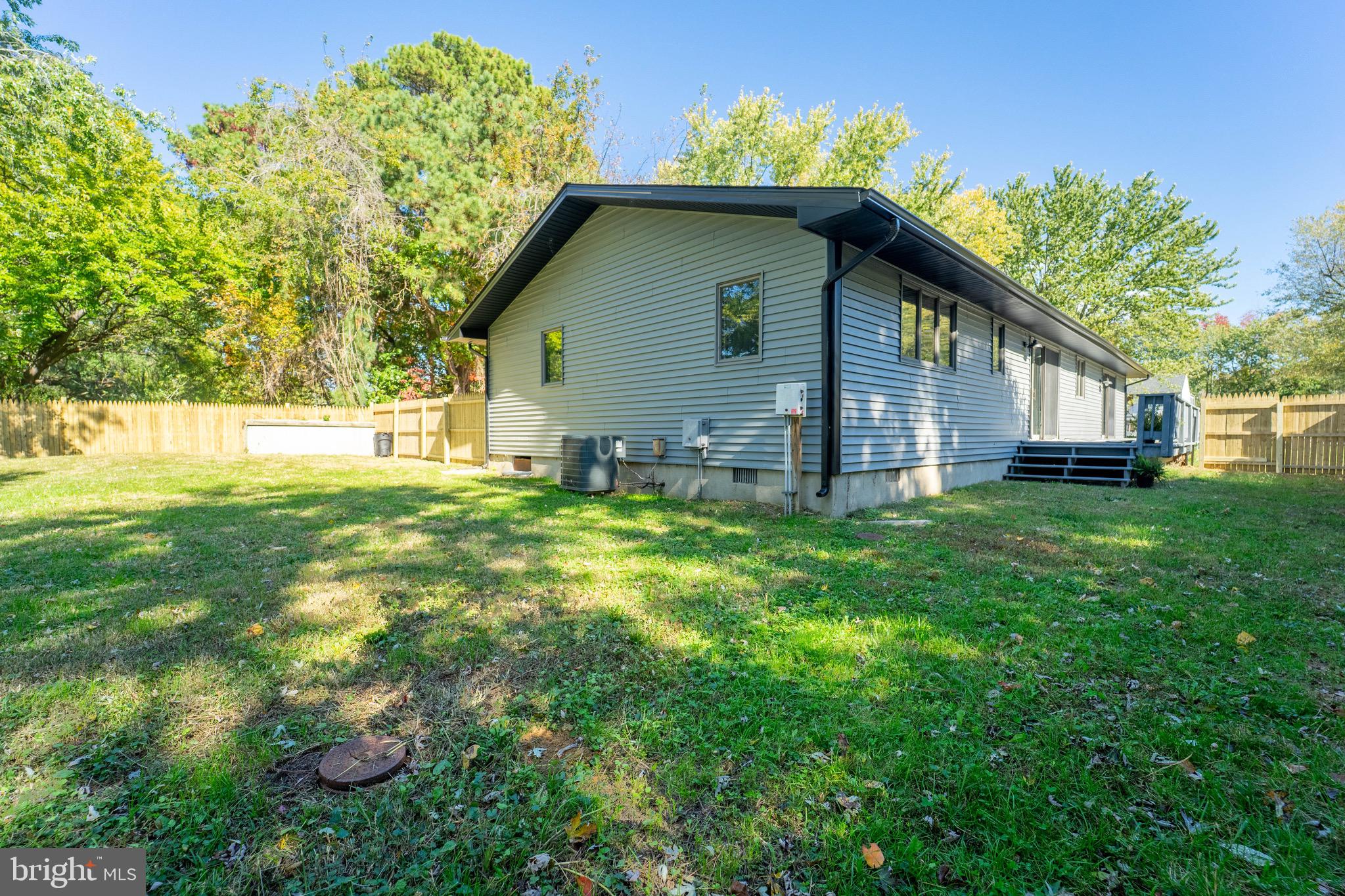 ROMANCOKE ON THE BAY - Residential