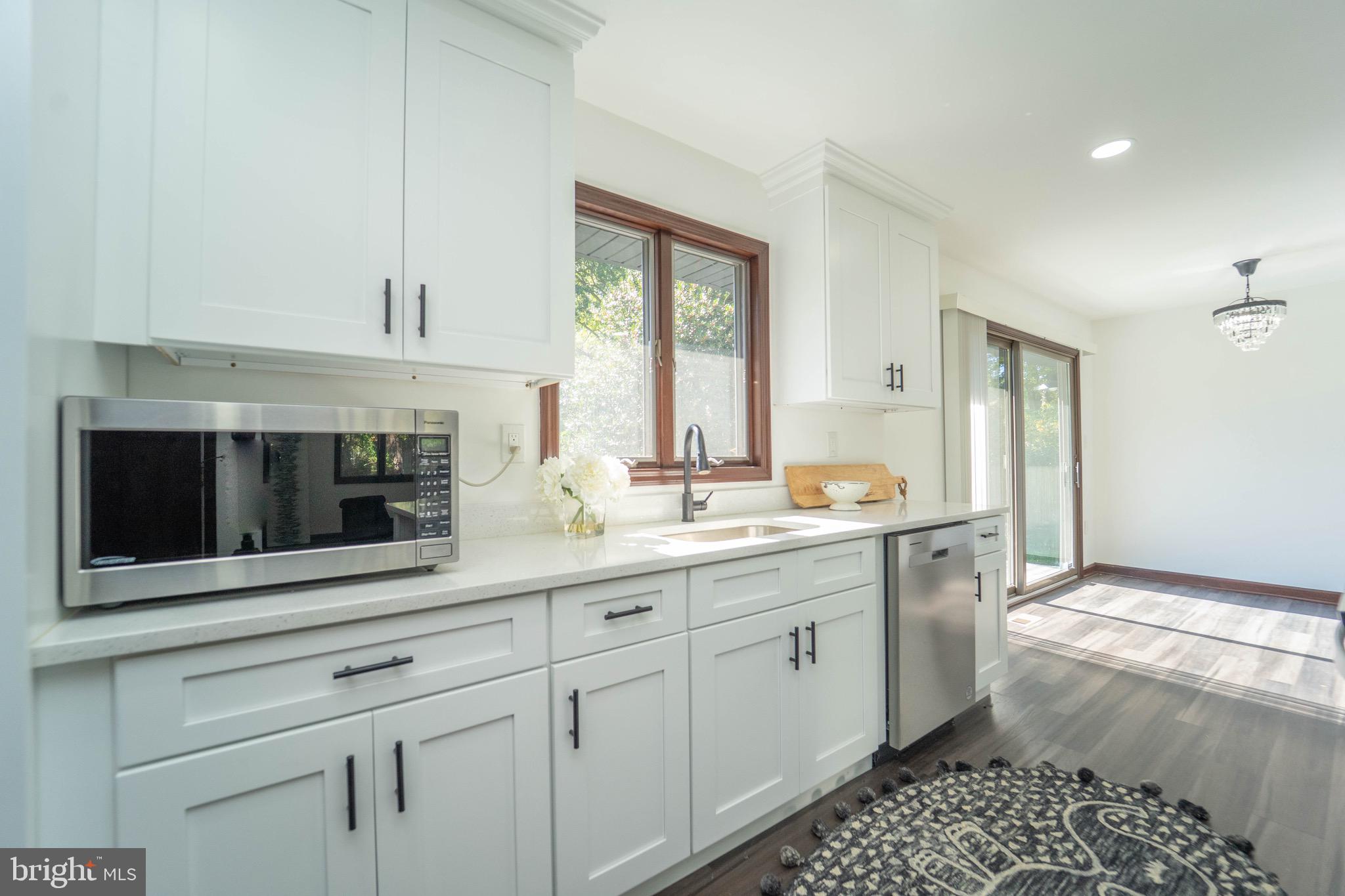 ROMANCOKE ON THE BAY - Residential