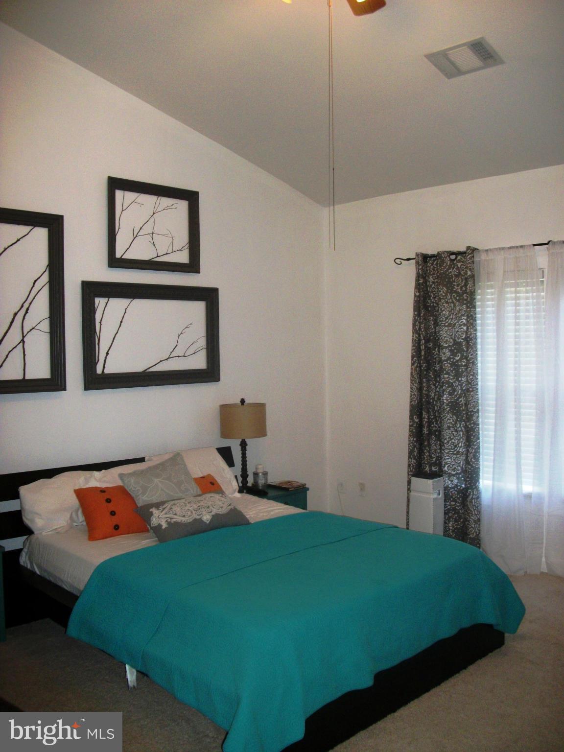 SOUTH RIDING - Residential Lease