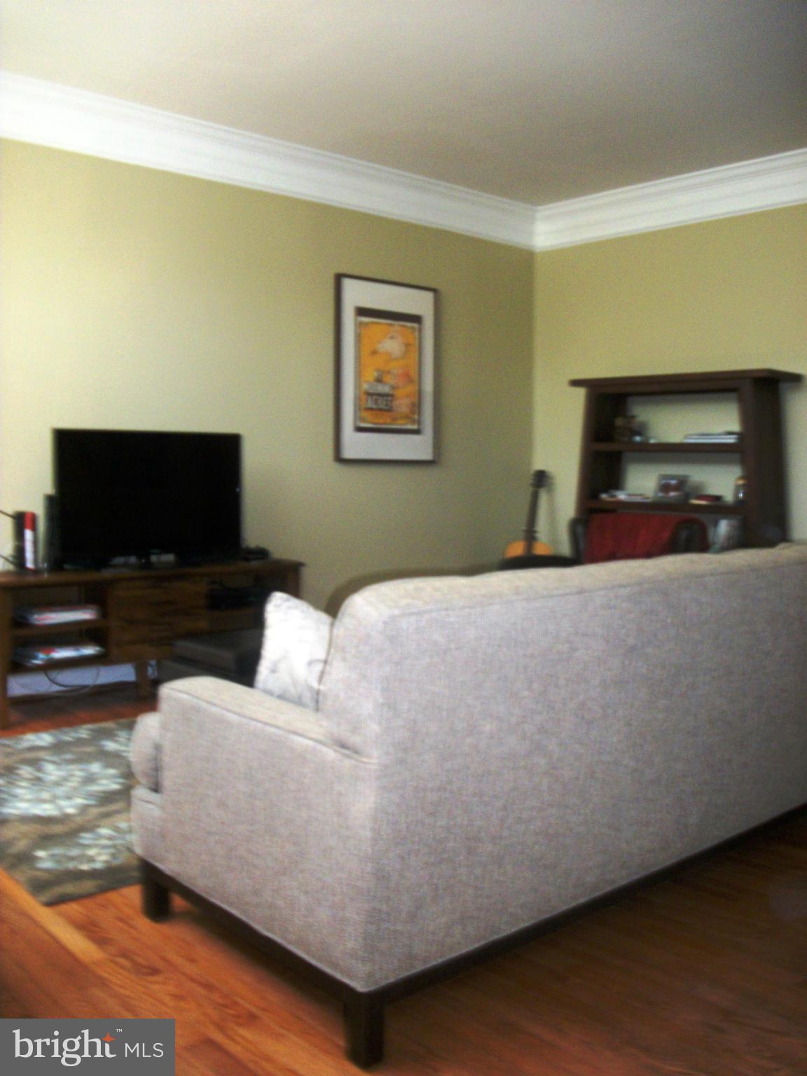 SOUTH RIDING - Residential Lease