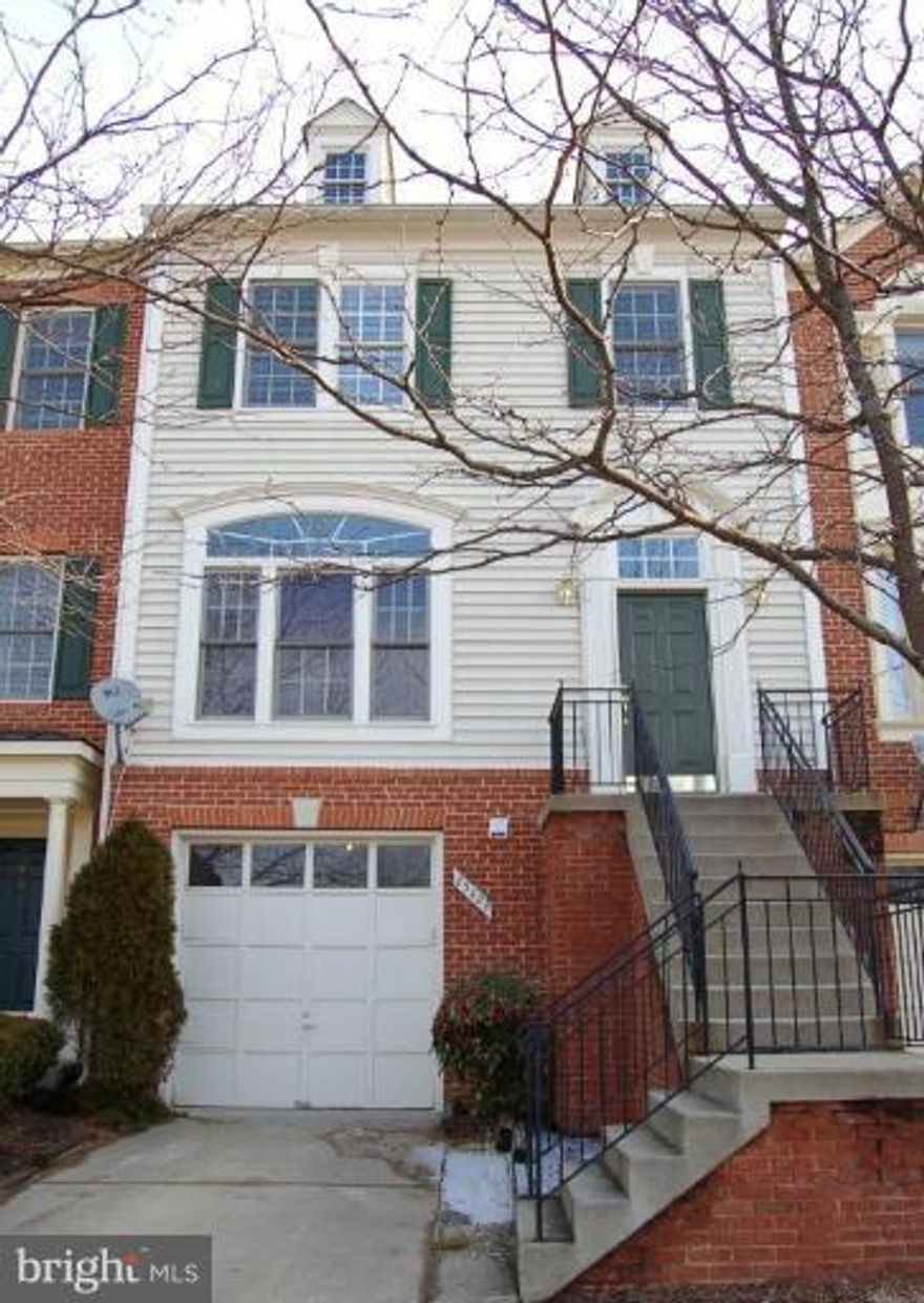 Three finished levels with a bump out * Deck  * Fenced yard * Main level hardwoods * Kitchen with island and pantry * Luxury master suite with vaulted ceilings, walk-in closet and ceramic bath with separate tub and shower * Ceiling fans * Rec room with fireplace, built-ins and rough in bath *  Newer carpet * One car garage