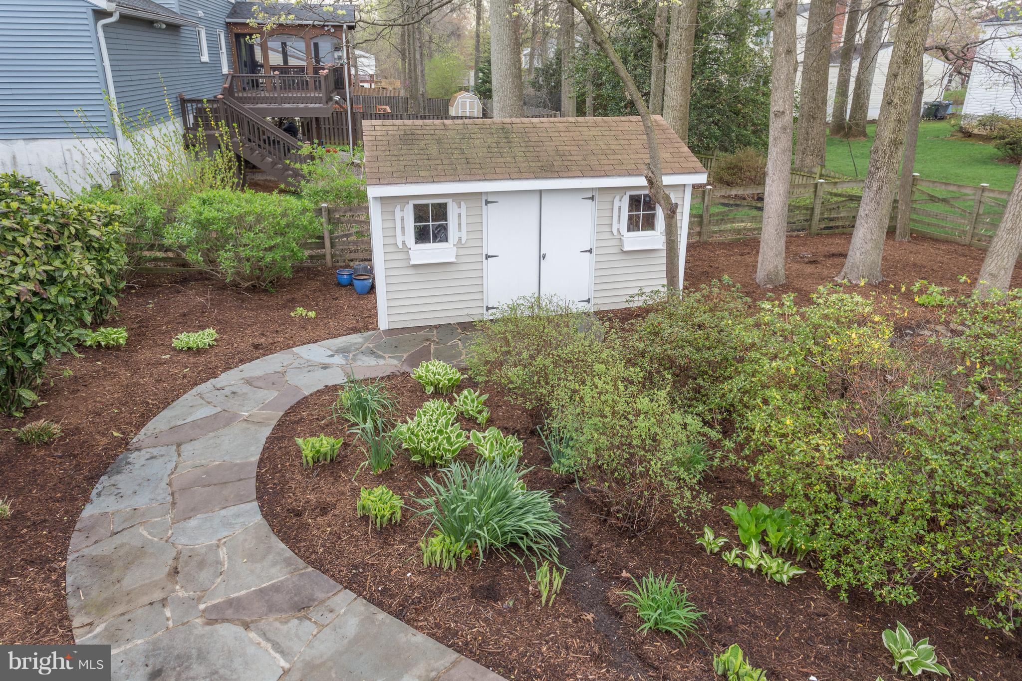 FOX LAIR - Residential