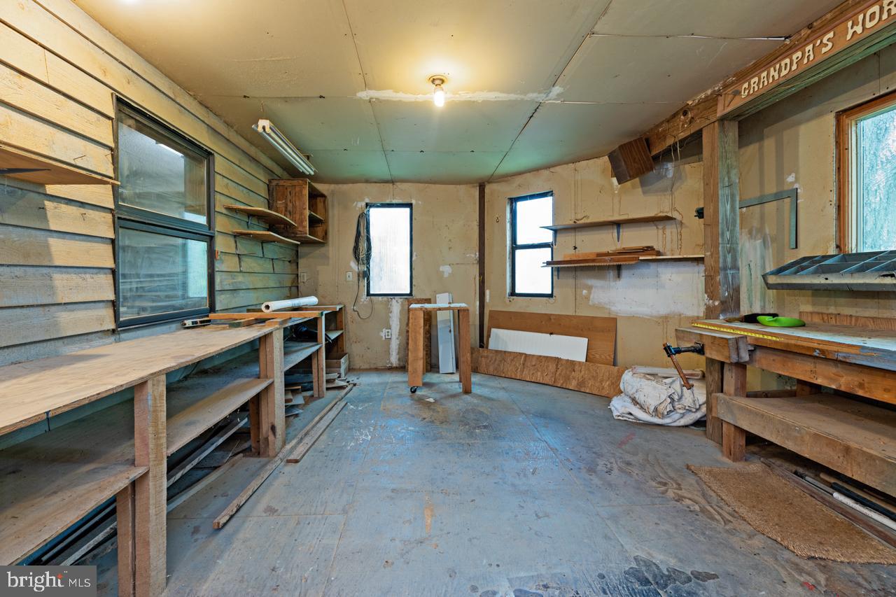 WINTERGREEN DEVILS KNOB - Residential