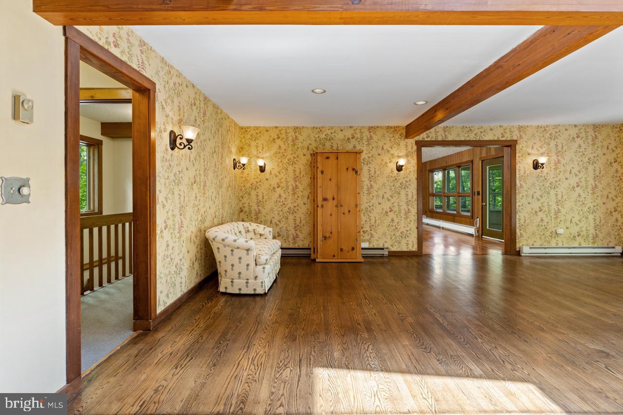 WINTERGREEN DEVILS KNOB - Residential