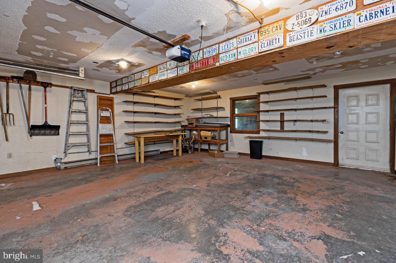 WINTERGREEN DEVILS KNOB - Residential