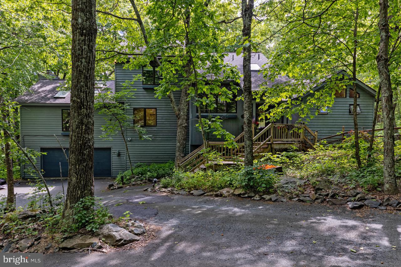 WINTERGREEN DEVILS KNOB - Residential