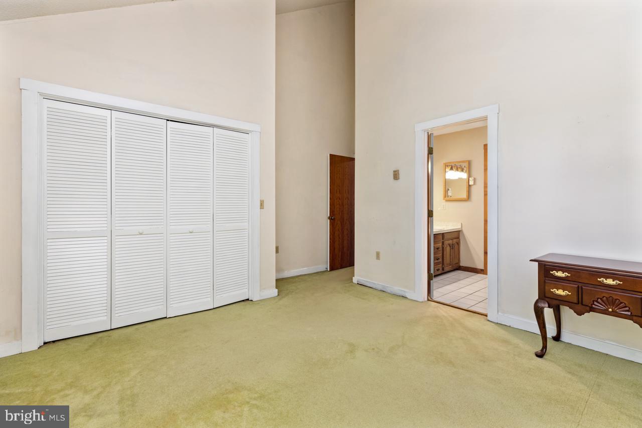 WINTERGREEN DEVILS KNOB - Residential