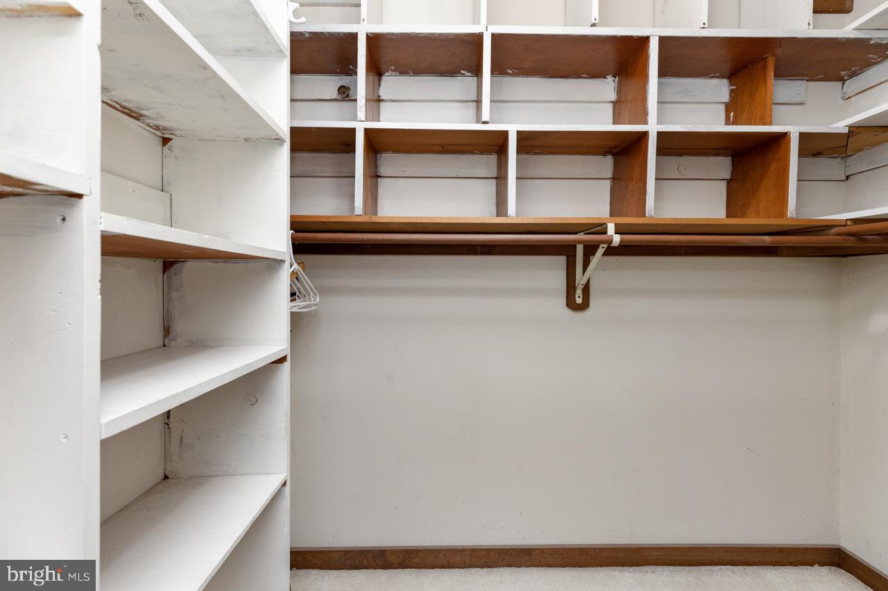 WINTERGREEN DEVILS KNOB - Residential