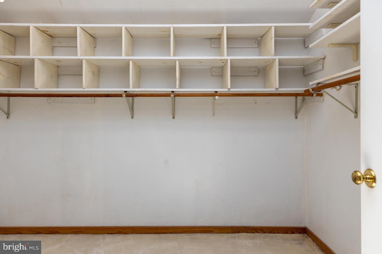 WINTERGREEN DEVILS KNOB - Residential