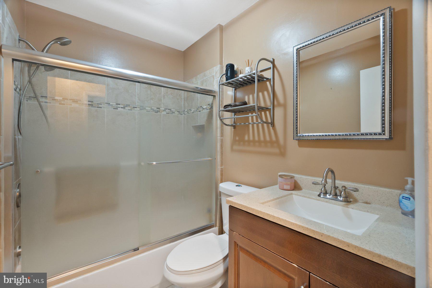 OAKLAWN - Residential