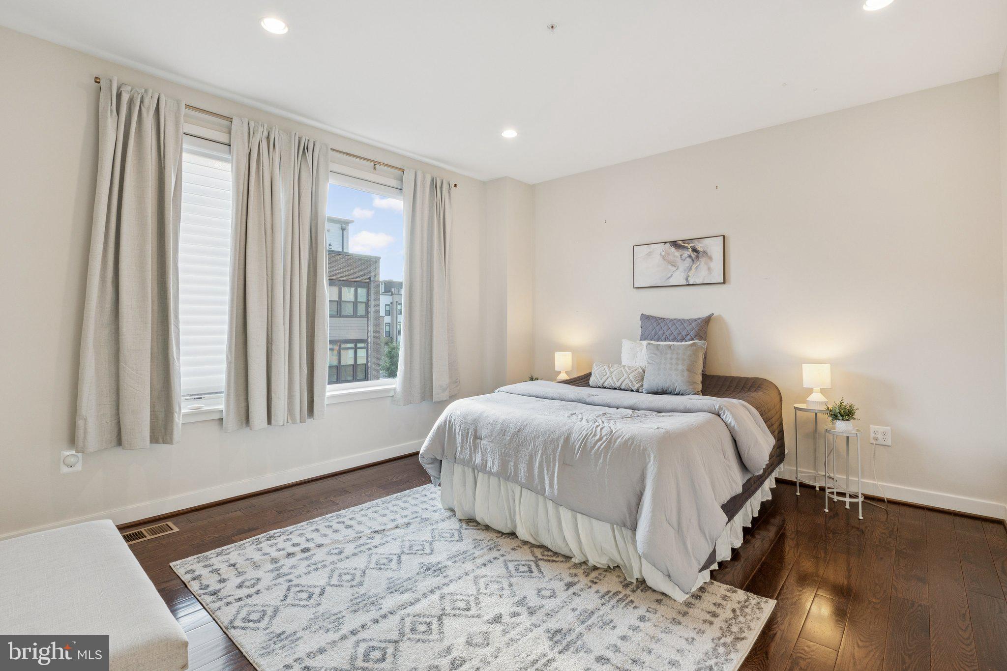 WESTSIDE AT SHADY GROVE - Residential