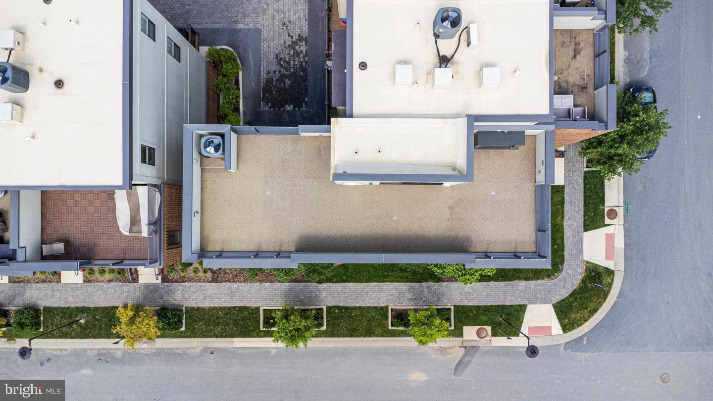 WESTSIDE AT SHADY GROVE - Residential