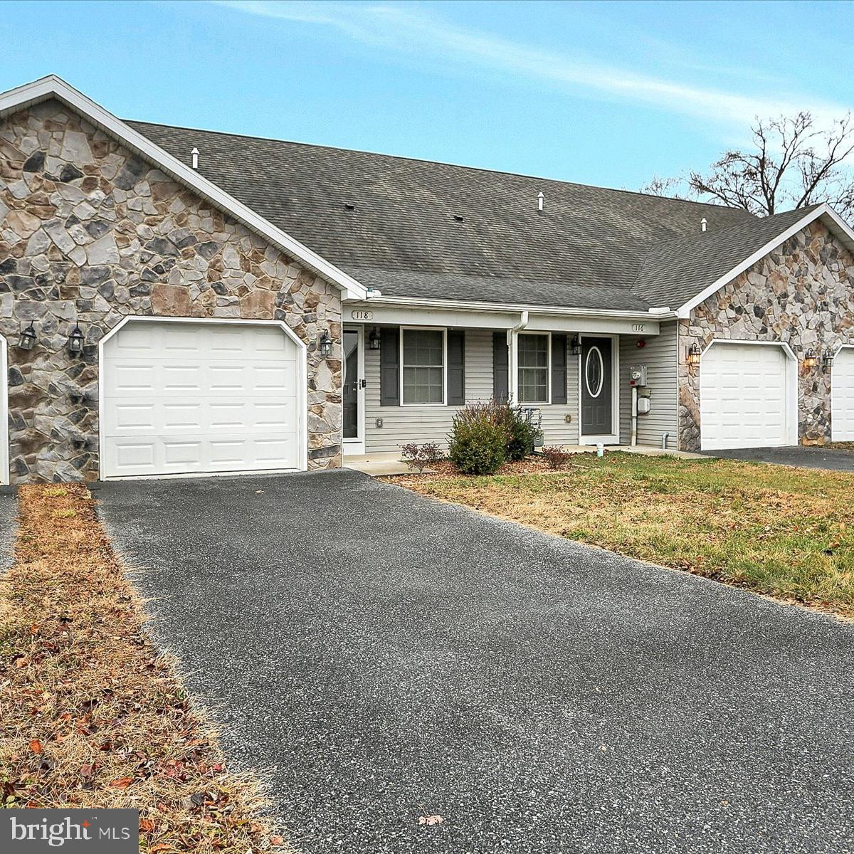 SABLE CHASE - Residential