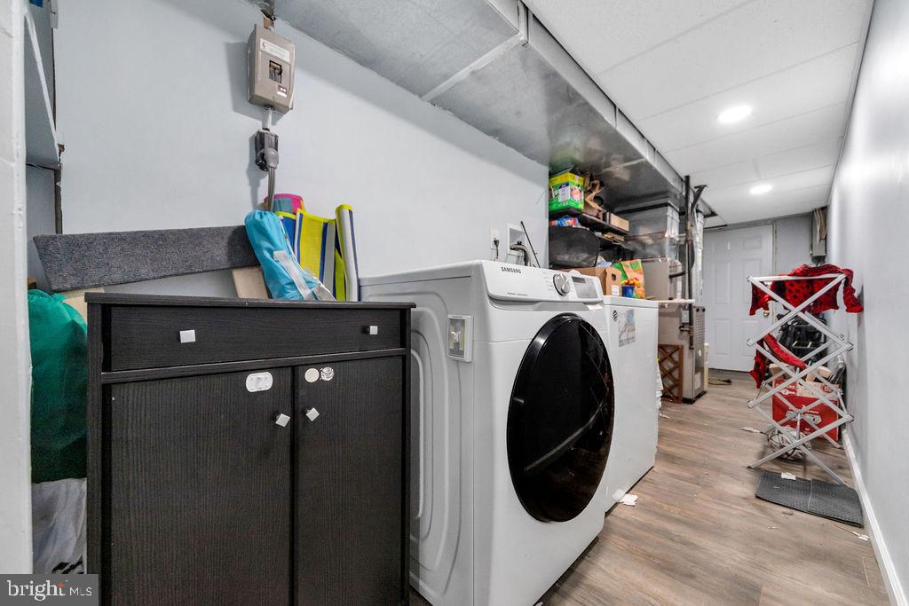 DREXEL PARK GARDEN - Residential Lease