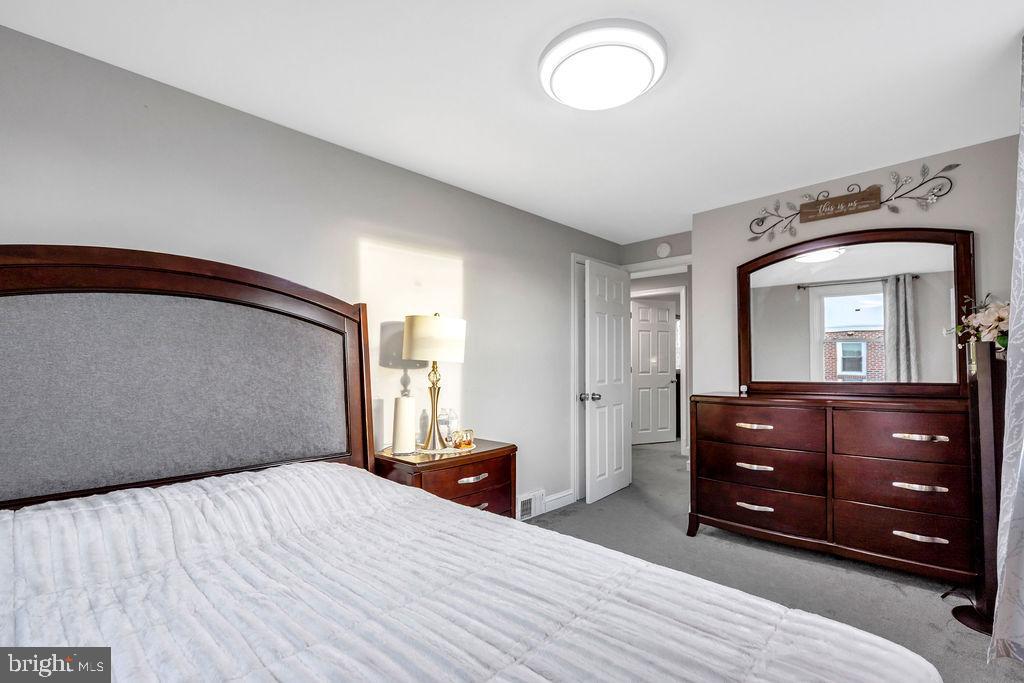 DREXEL PARK GARDEN - Residential Lease