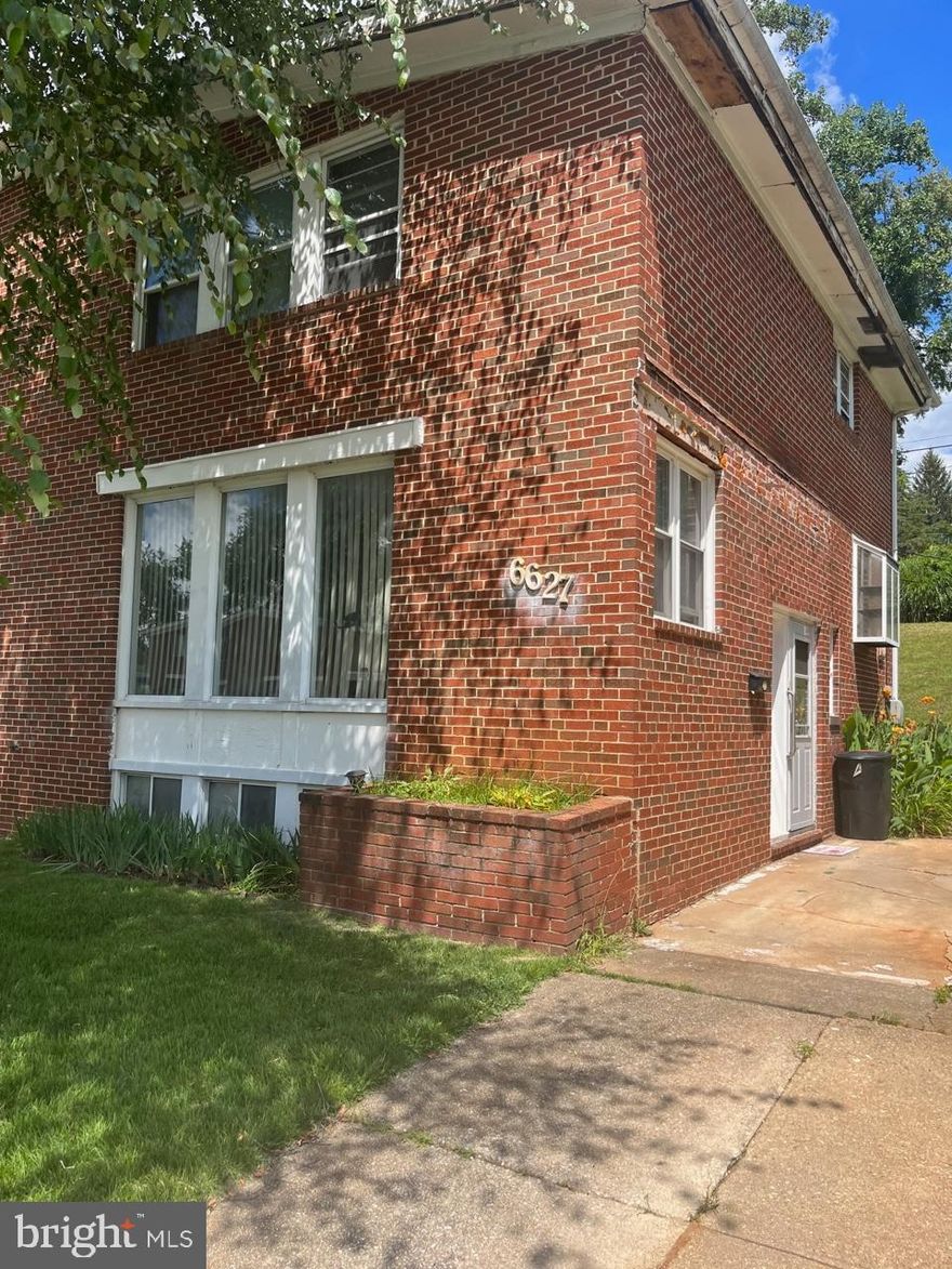 Attention, investors! Charming brick semi-detached home with great bones is brimming with tremendous potential. This property boosts three bedrooms and one and a half baths. Spacious and sun-filled living & dining room. Fenced- in yard. It is important to note that the property is being sold in its existing condition, AS-IS. This means that it won't undergo extensive cleaning or clearing prior to settlement.