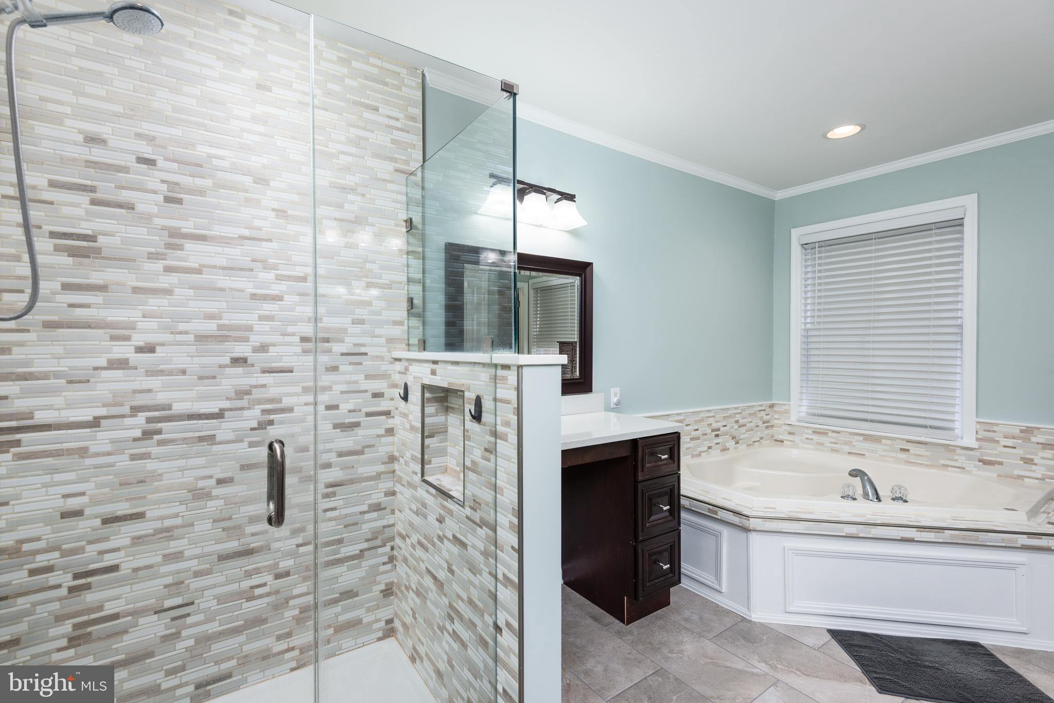 FAIRWAYS - Residential