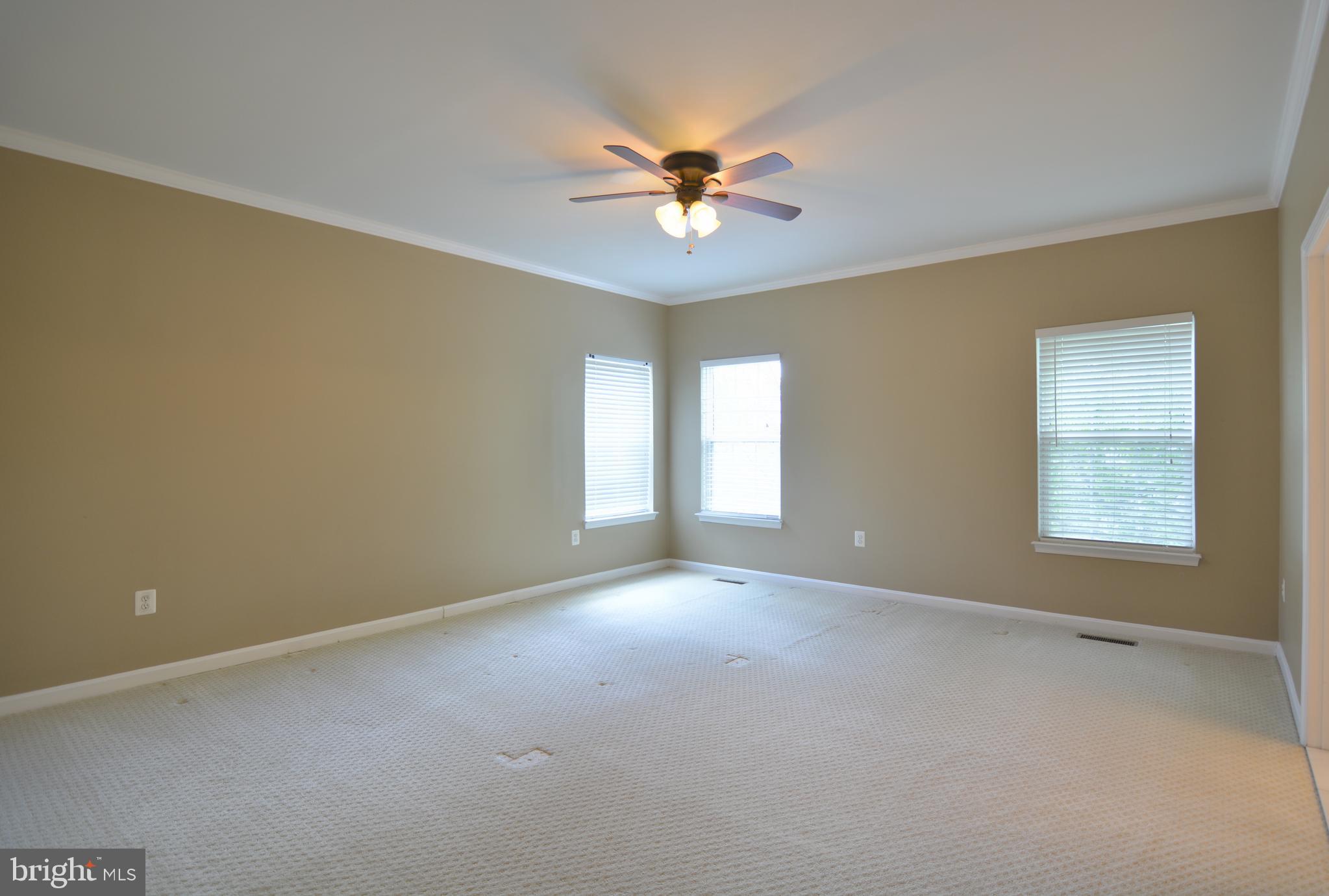 OLD CENTREVILLE TOWNES - Residential Lease