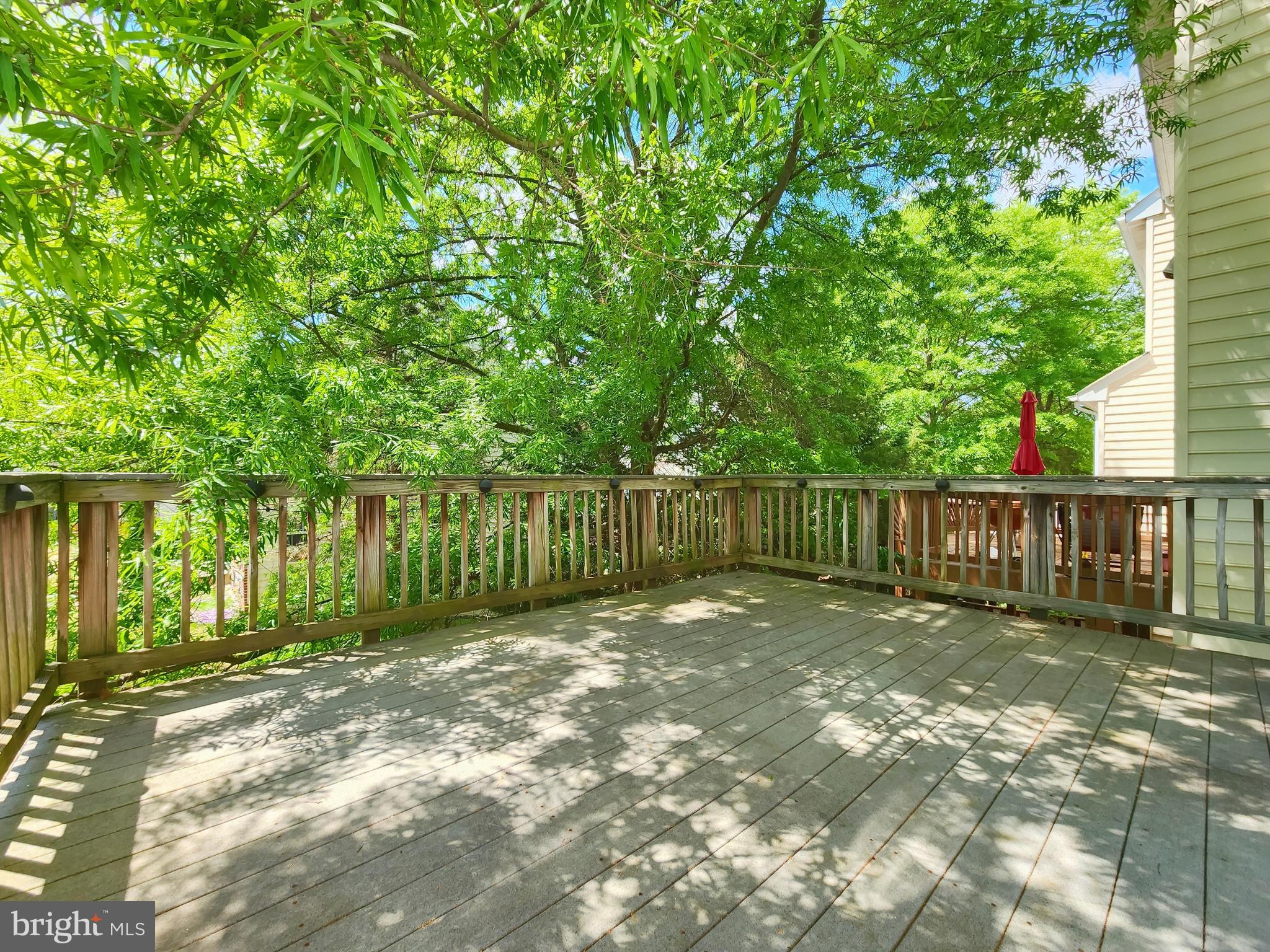 OLD CENTREVILLE TOWNES - Residential Lease