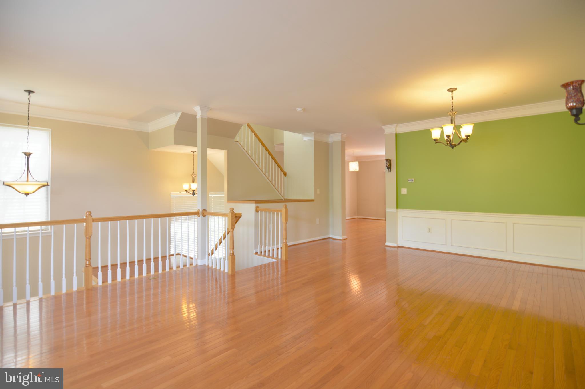 OLD CENTREVILLE TOWNES - Residential Lease