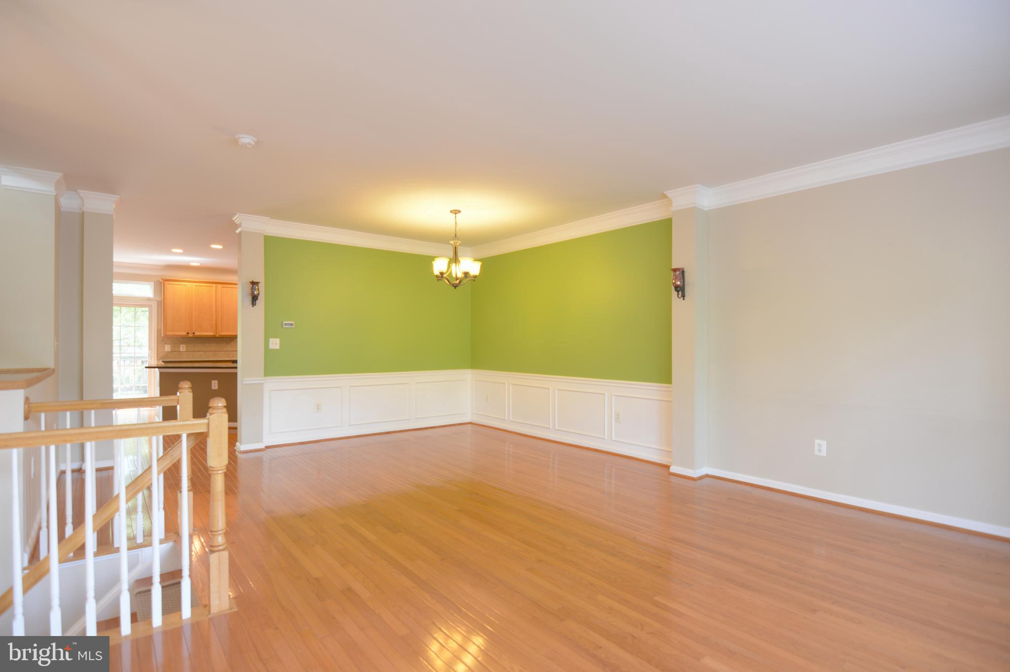 OLD CENTREVILLE TOWNES - Residential Lease