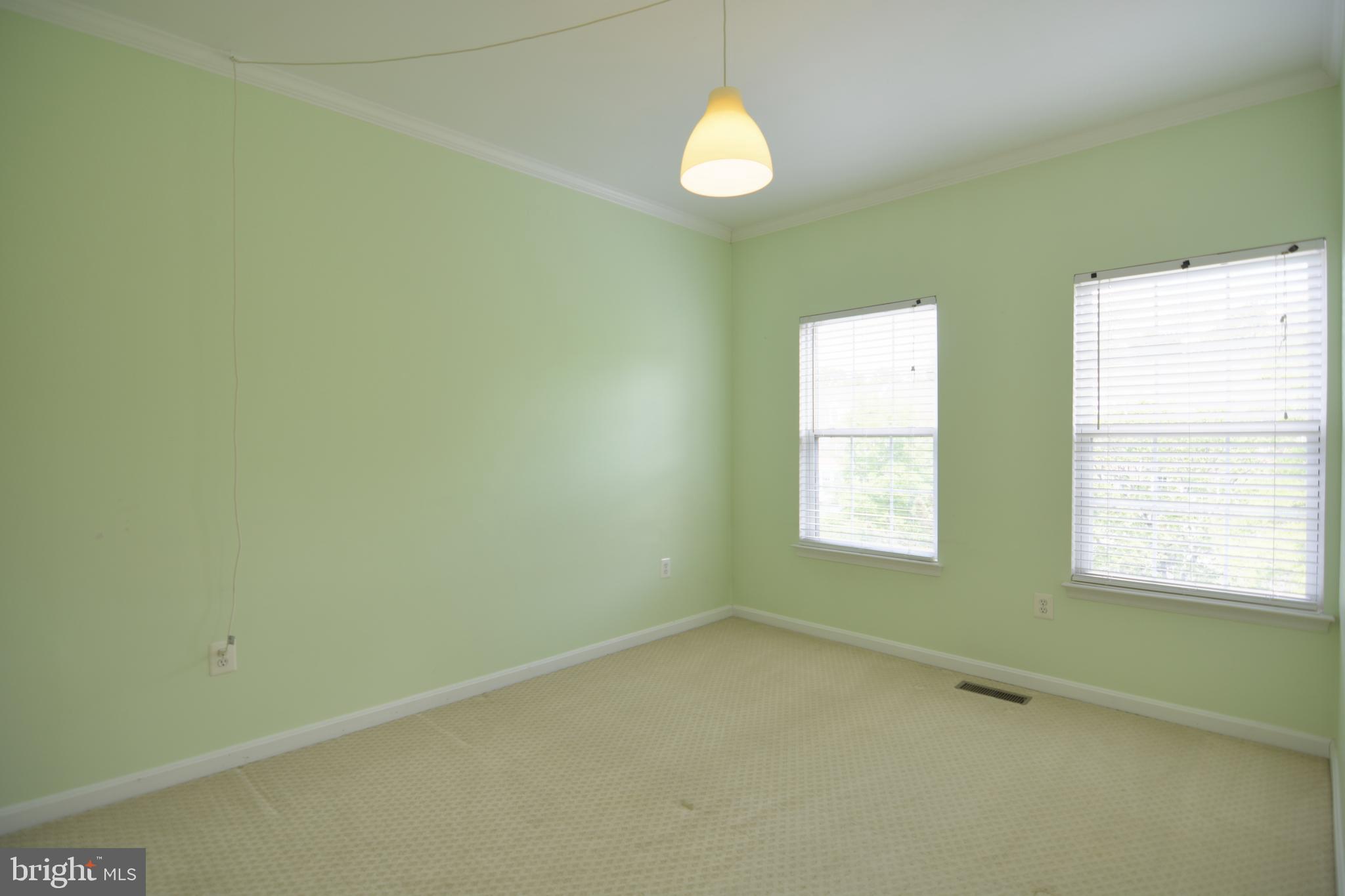 OLD CENTREVILLE TOWNES - Residential Lease