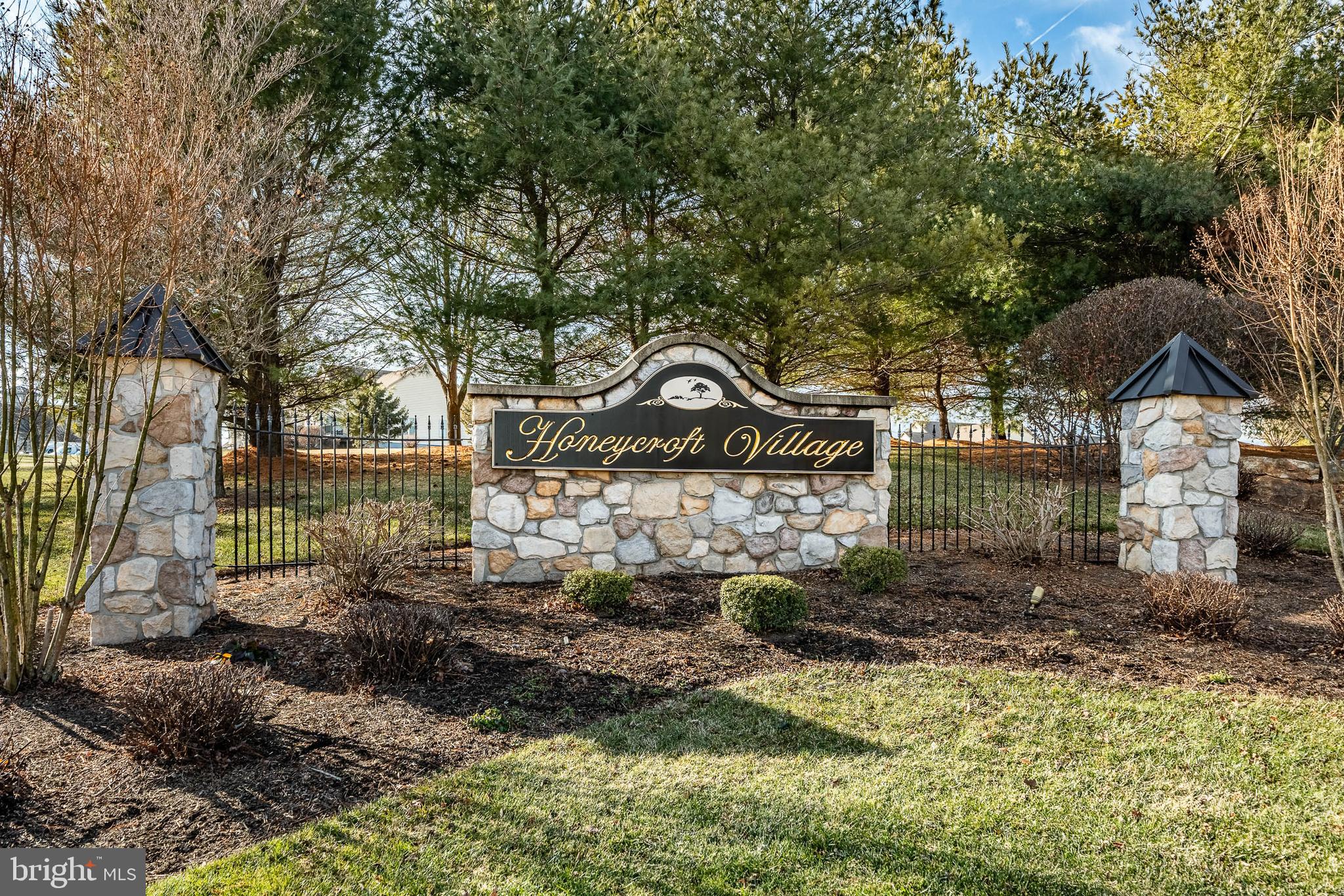 435 LAUREL RIDGE PATH