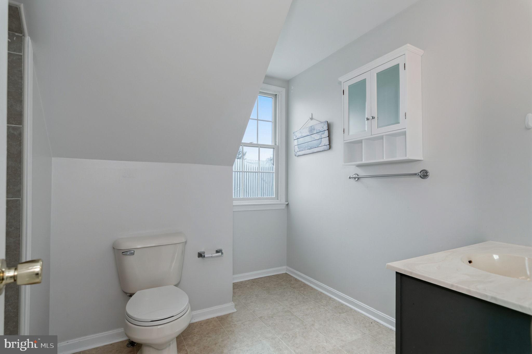 BREEZEWOOD - Residential