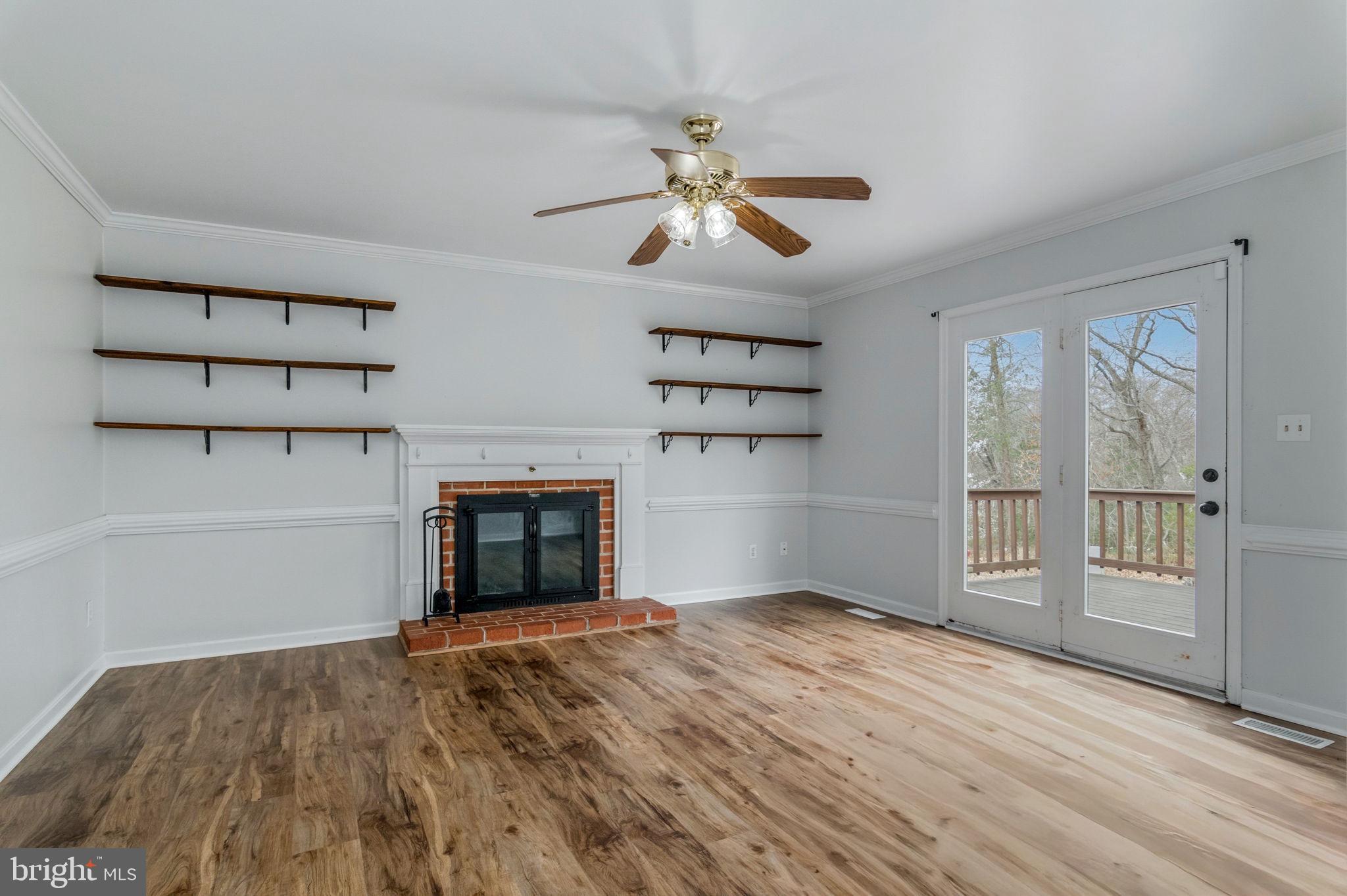 BREEZEWOOD - Residential