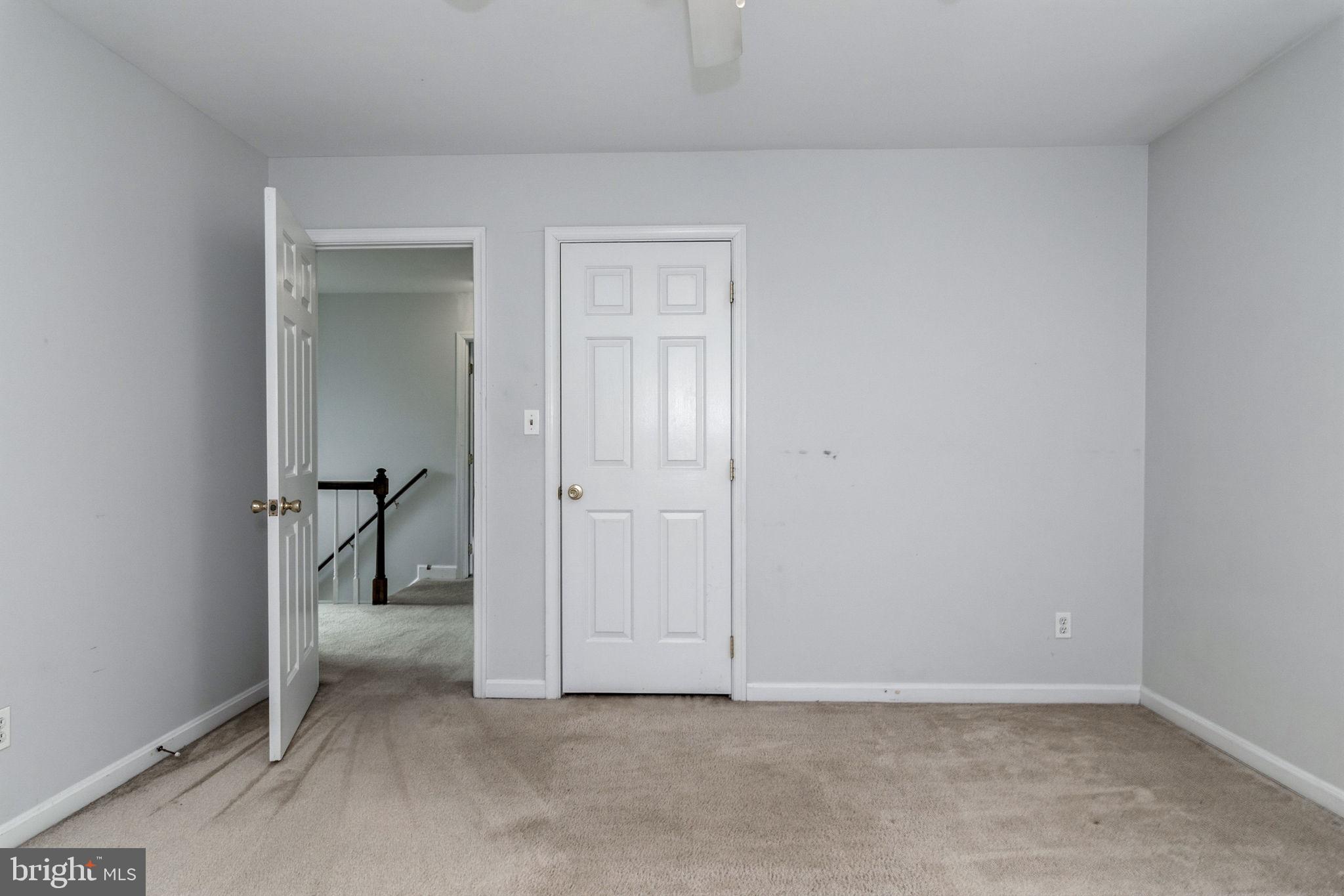 BREEZEWOOD - Residential