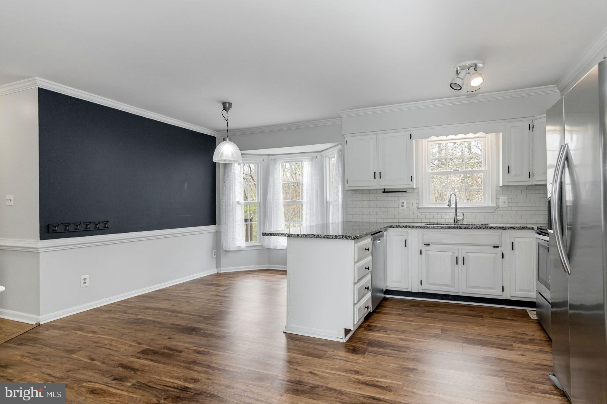 BREEZEWOOD - Residential