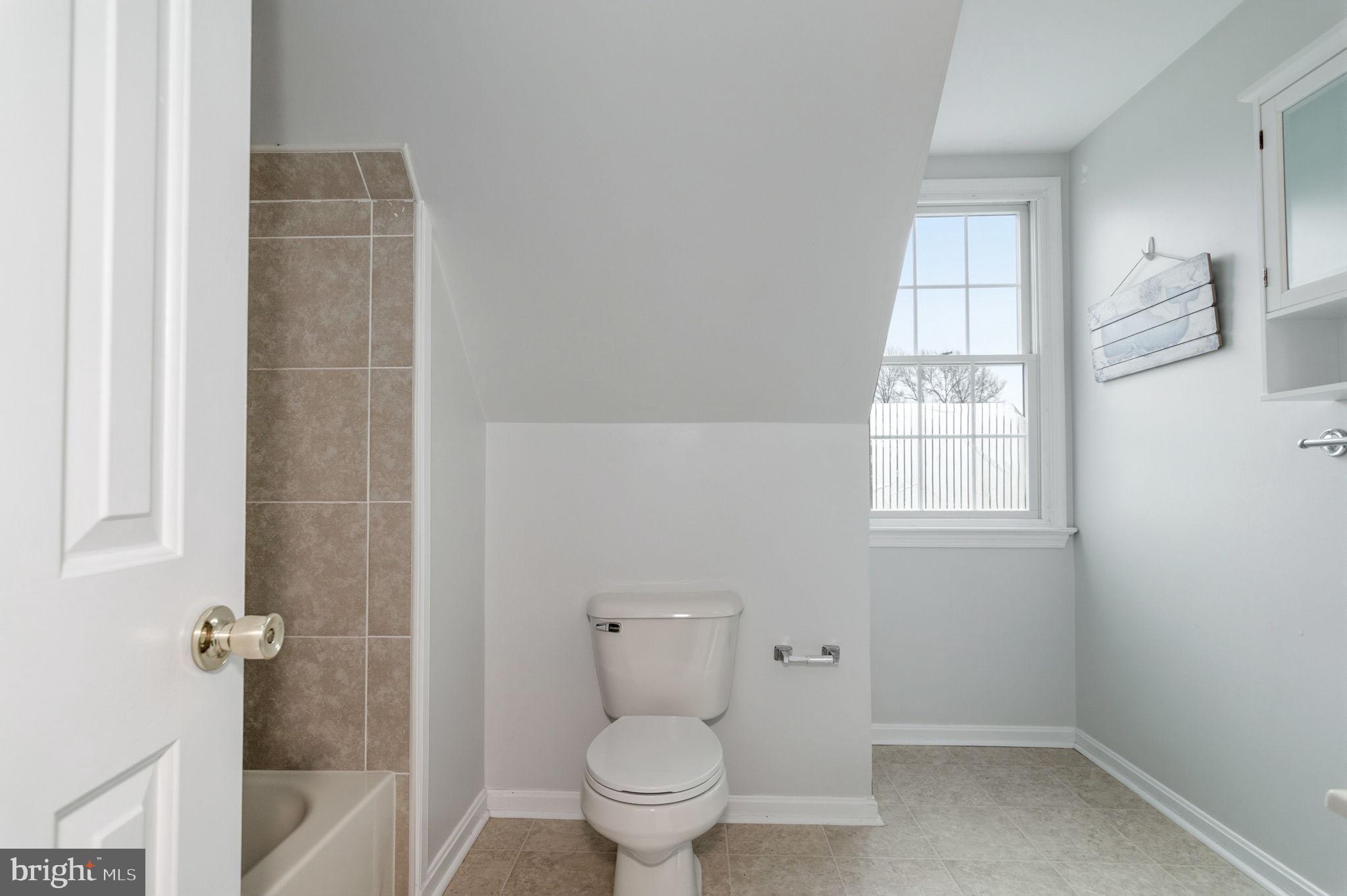 BREEZEWOOD - Residential