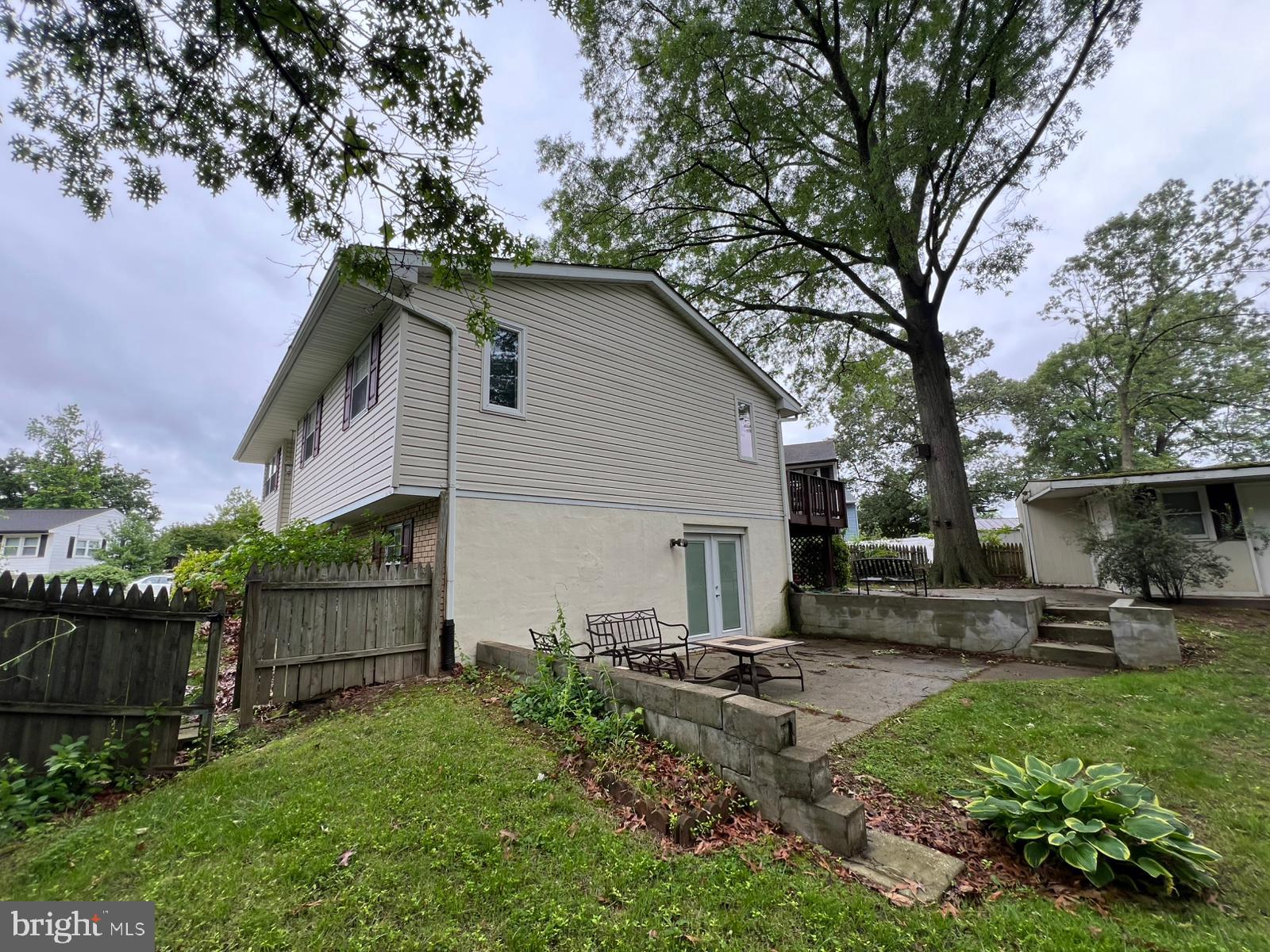 GERARD PLAZA - Residential