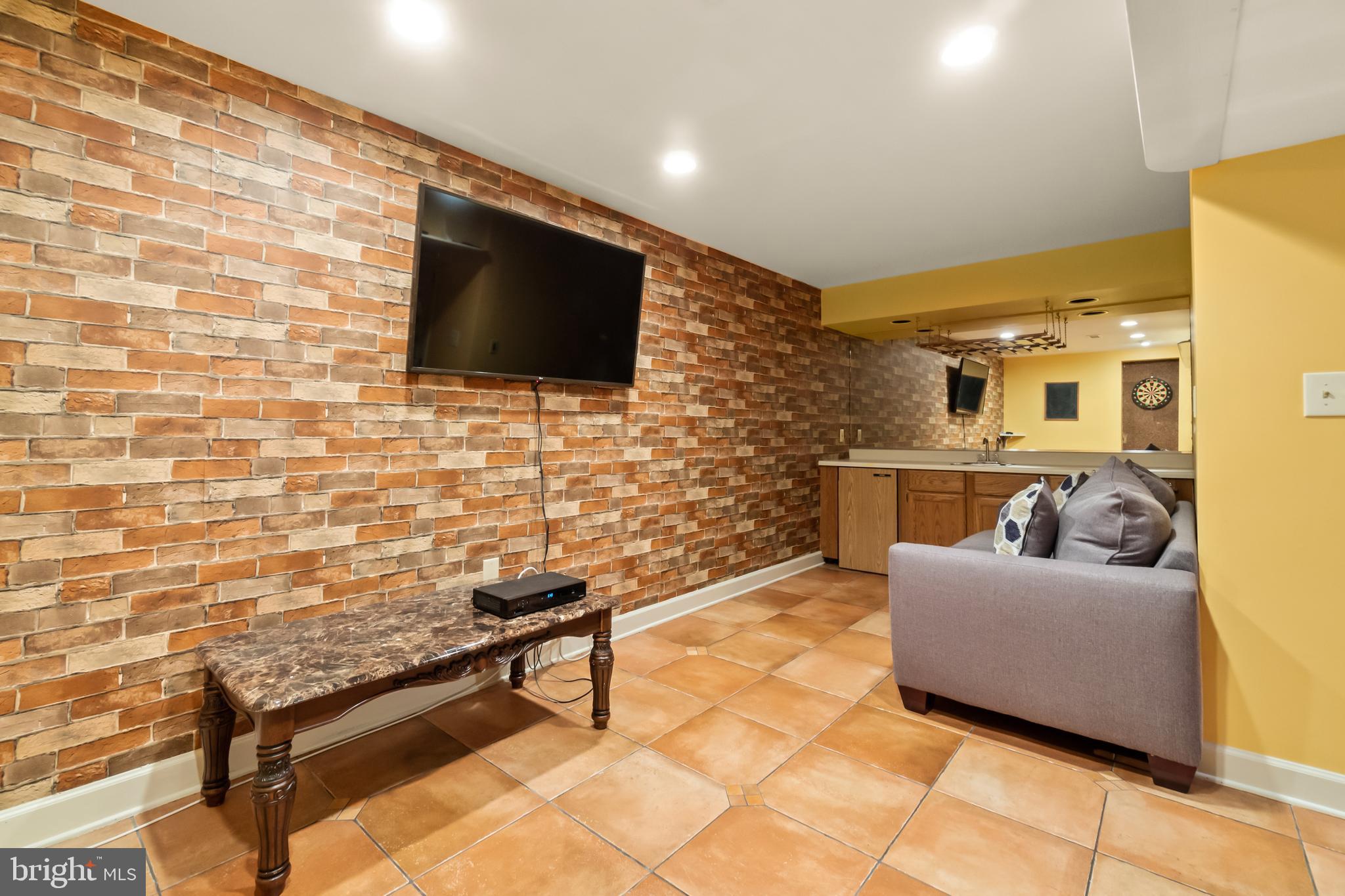 FALMOUTH VILLAGE - Residential